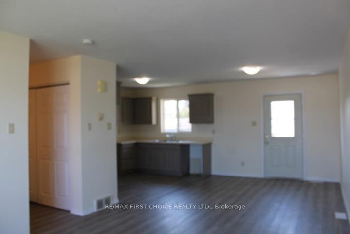 Photo 5 of 391 Cuyler Street, Thunder Bay, Current River — HOMEH