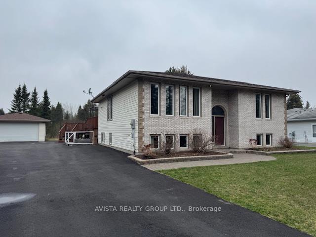 Photo 1 of 2385 15th Sideroad, Thunder Bay, Mountain Road — HOMEH