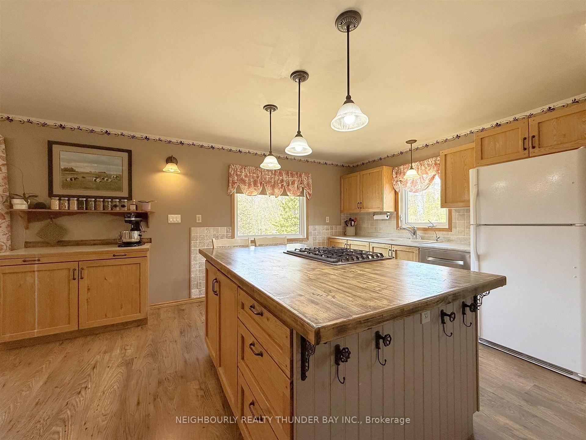 Photo 23 of 430 Hwy 587, Shuniah — HOMEH