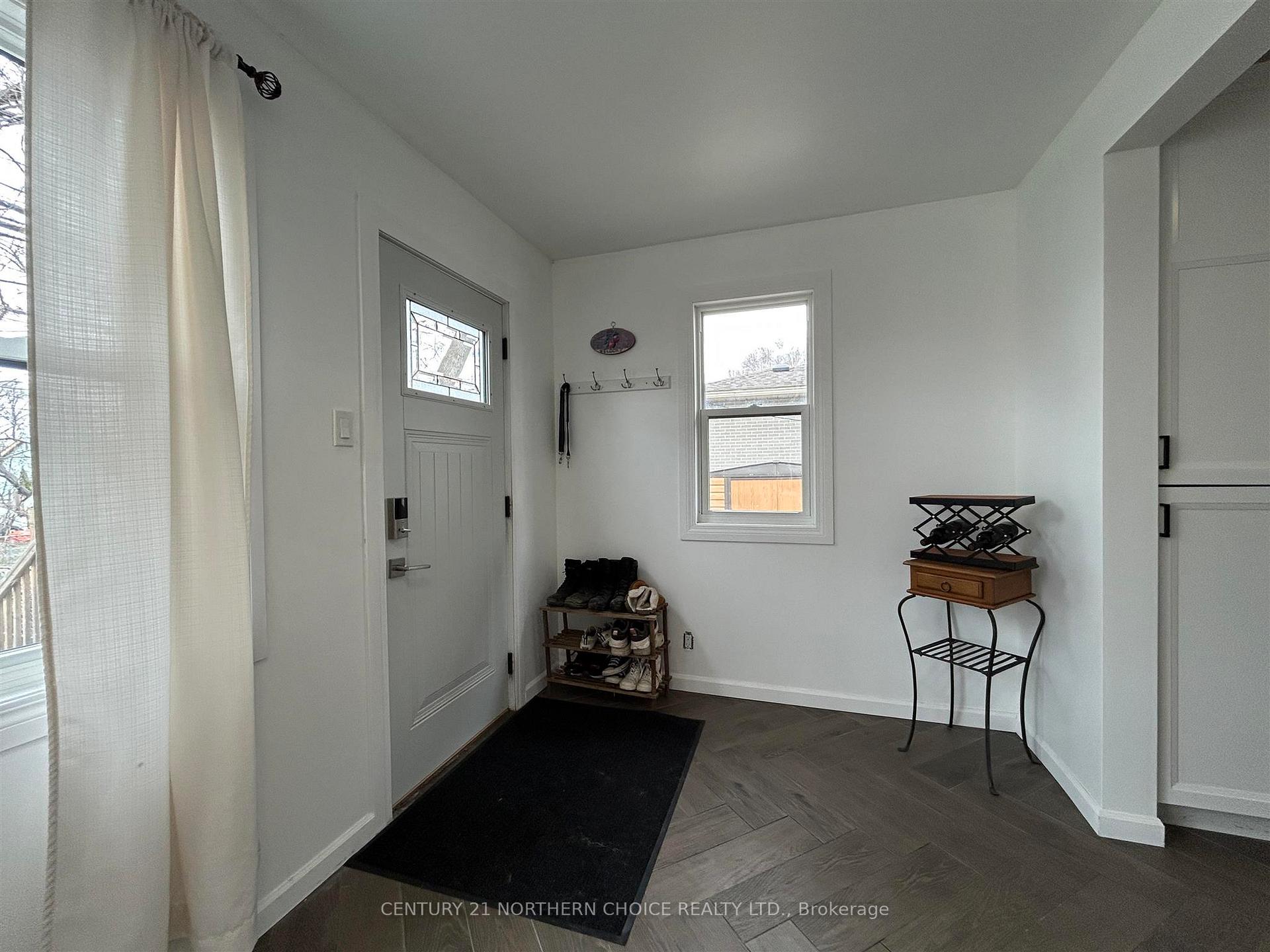 Photo 28 of 324 Second Street E, Fort Frances — HOMEH