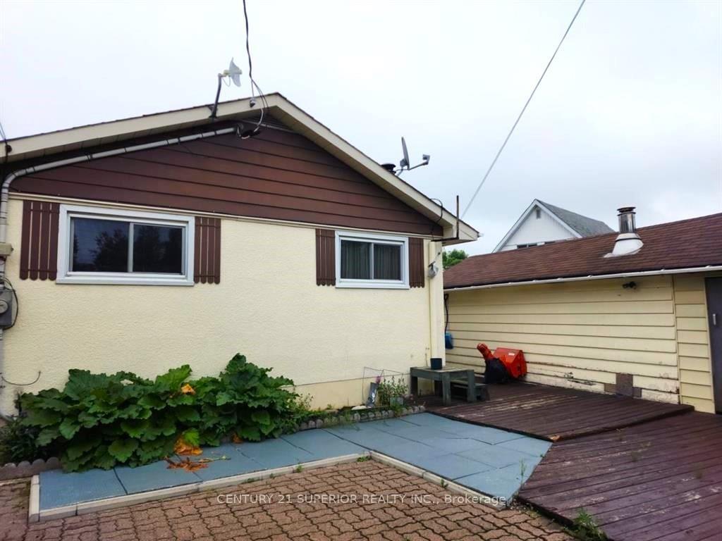 Photo 3 of 6 Mona Drive, Manitouwadge — HOMEH