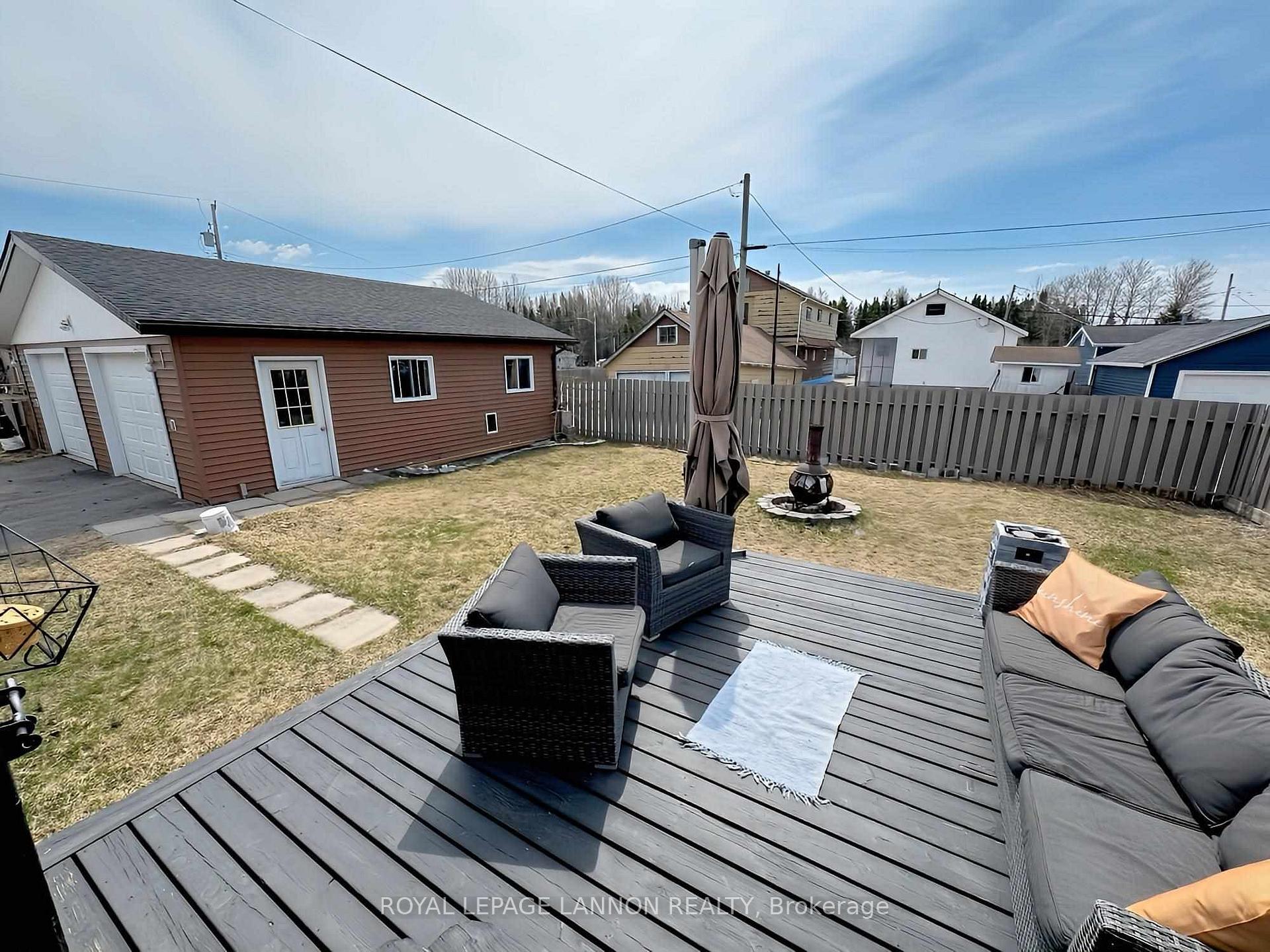Photo 20 of 213 Third Avenue SE, Greenstone — HOMEH