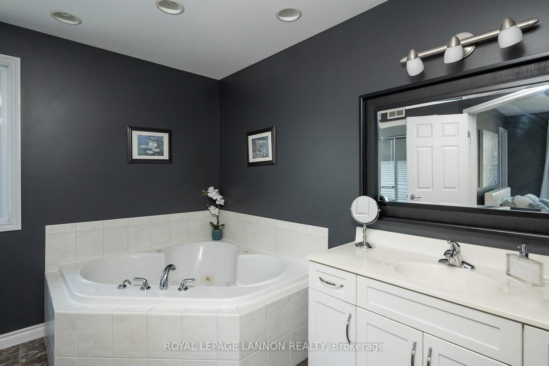 Photo 27 of 208 Cedarview Byway, Thunder Bay, River Terrace — HOMEH