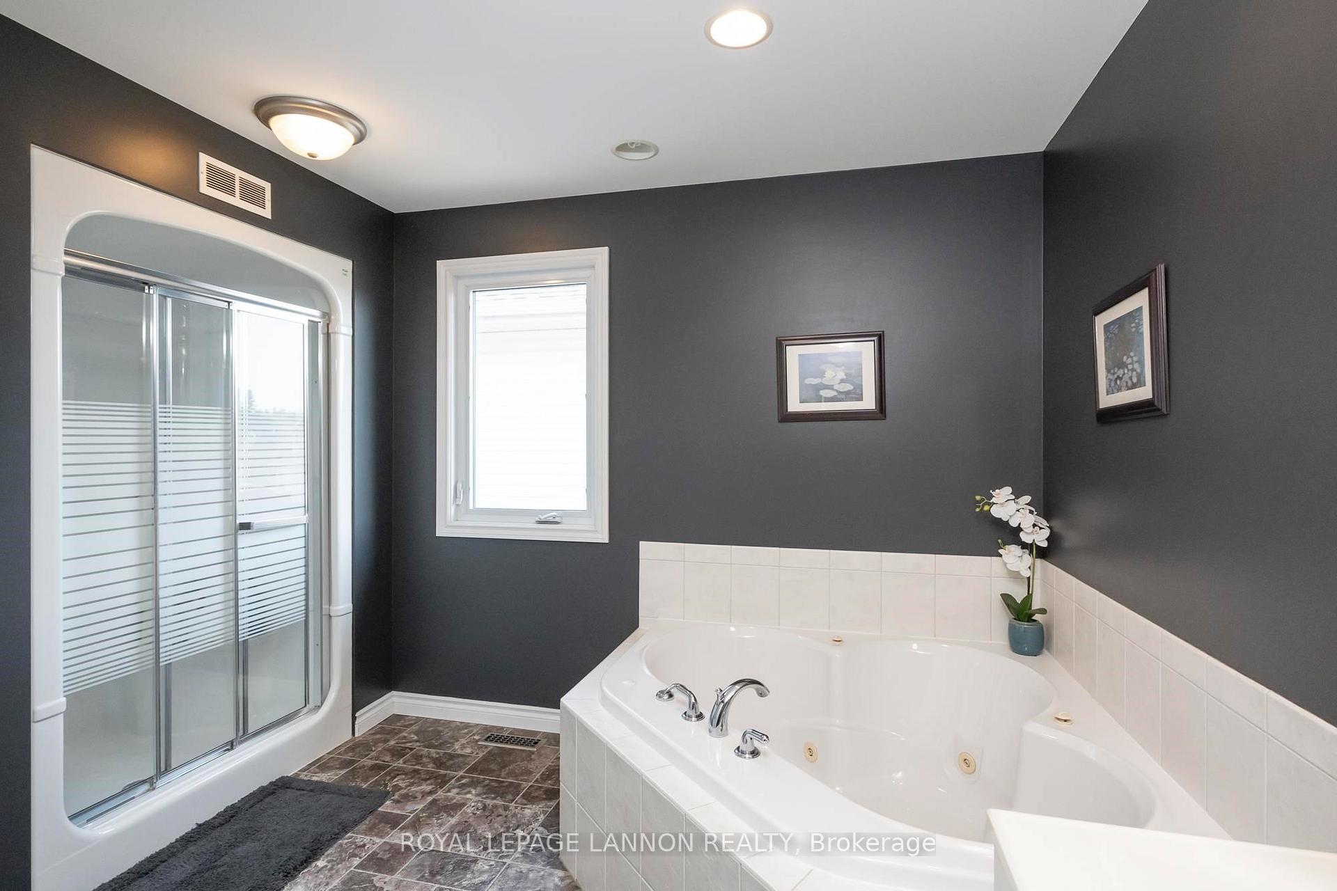 Photo 28 of 208 Cedarview Byway, Thunder Bay, River Terrace — HOMEH
