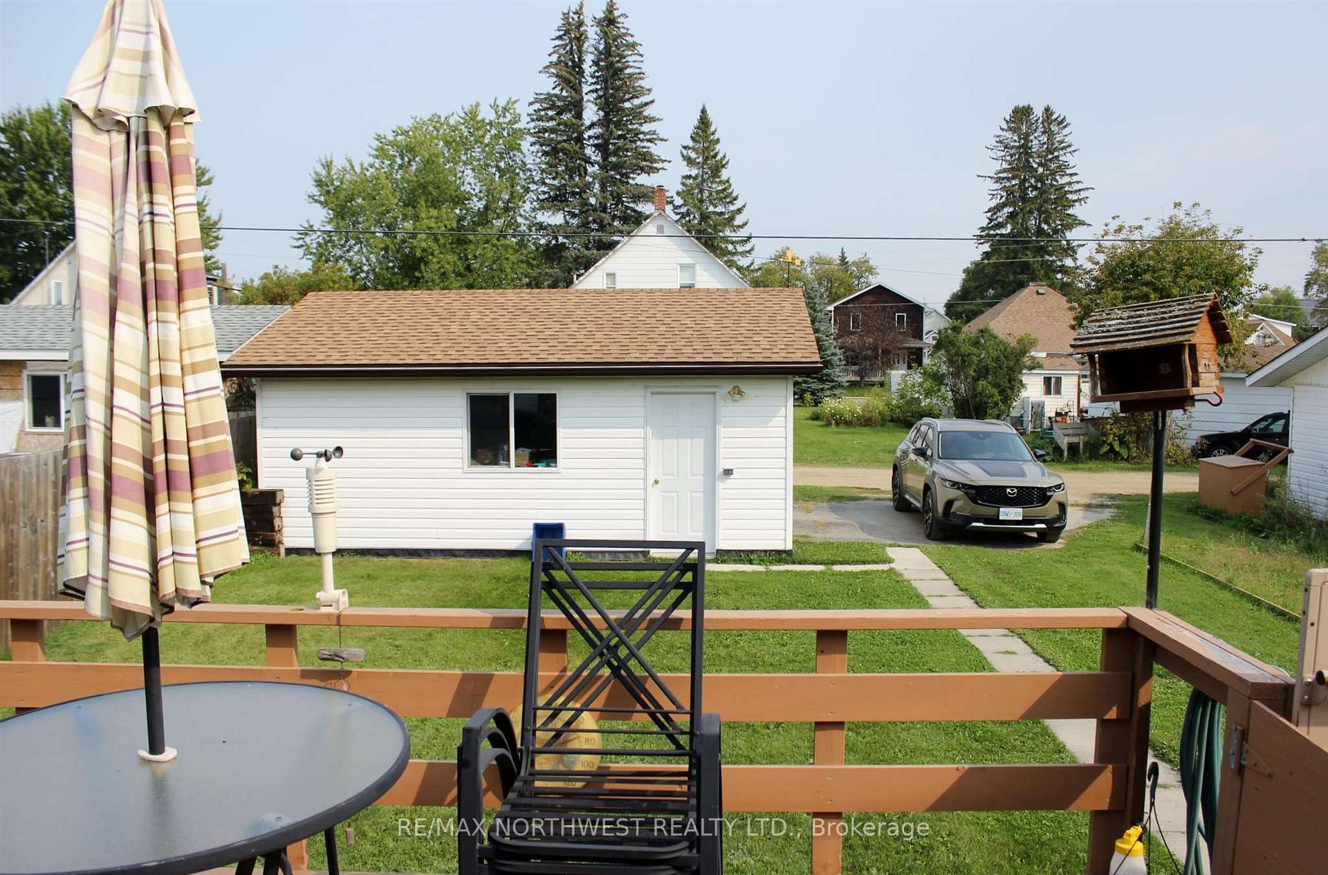 Photo 8 of 214 Third St, Rainy River — HOMEH