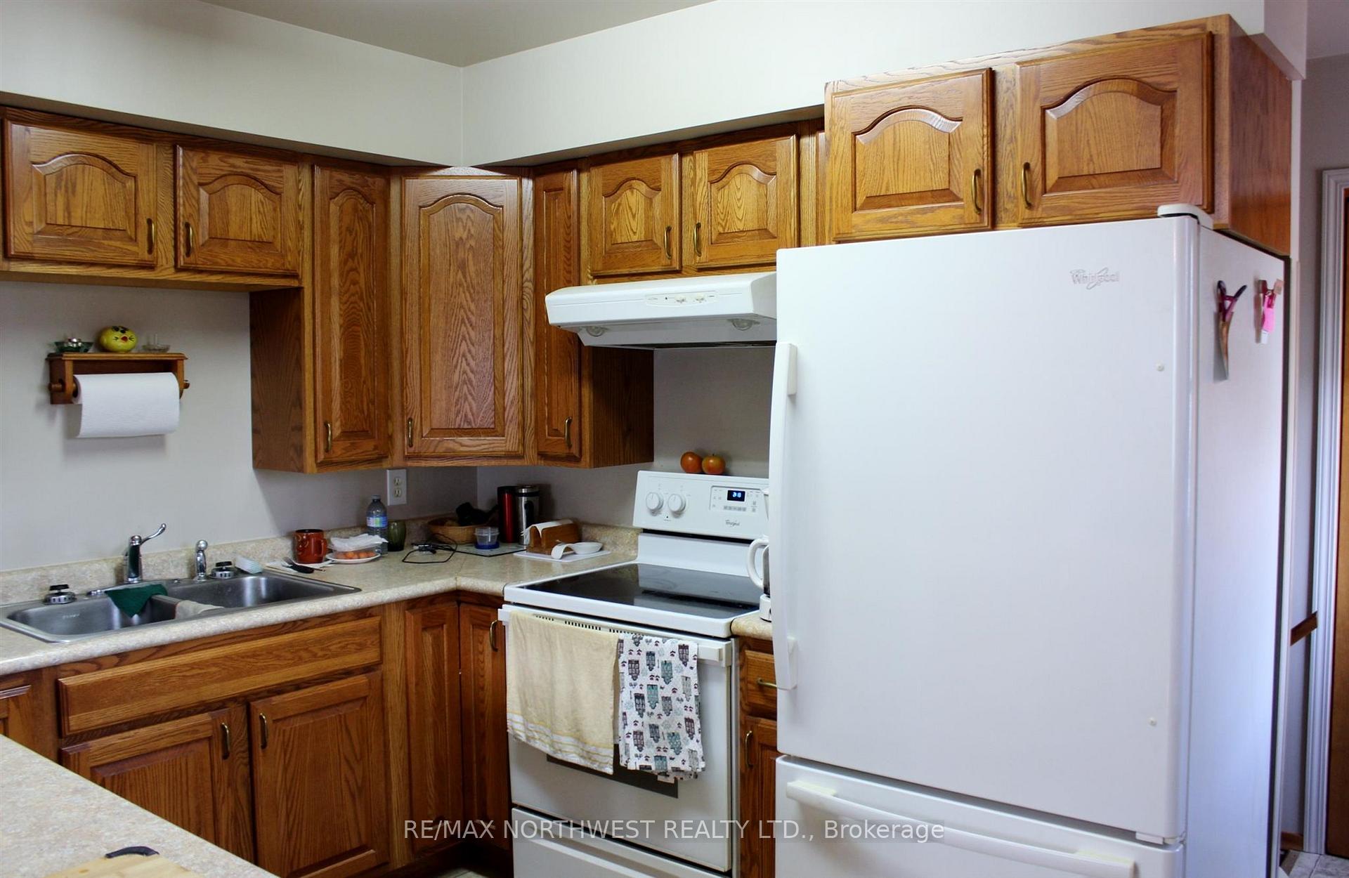 Photo 12 of 214 Third St, Rainy River — HOMEH