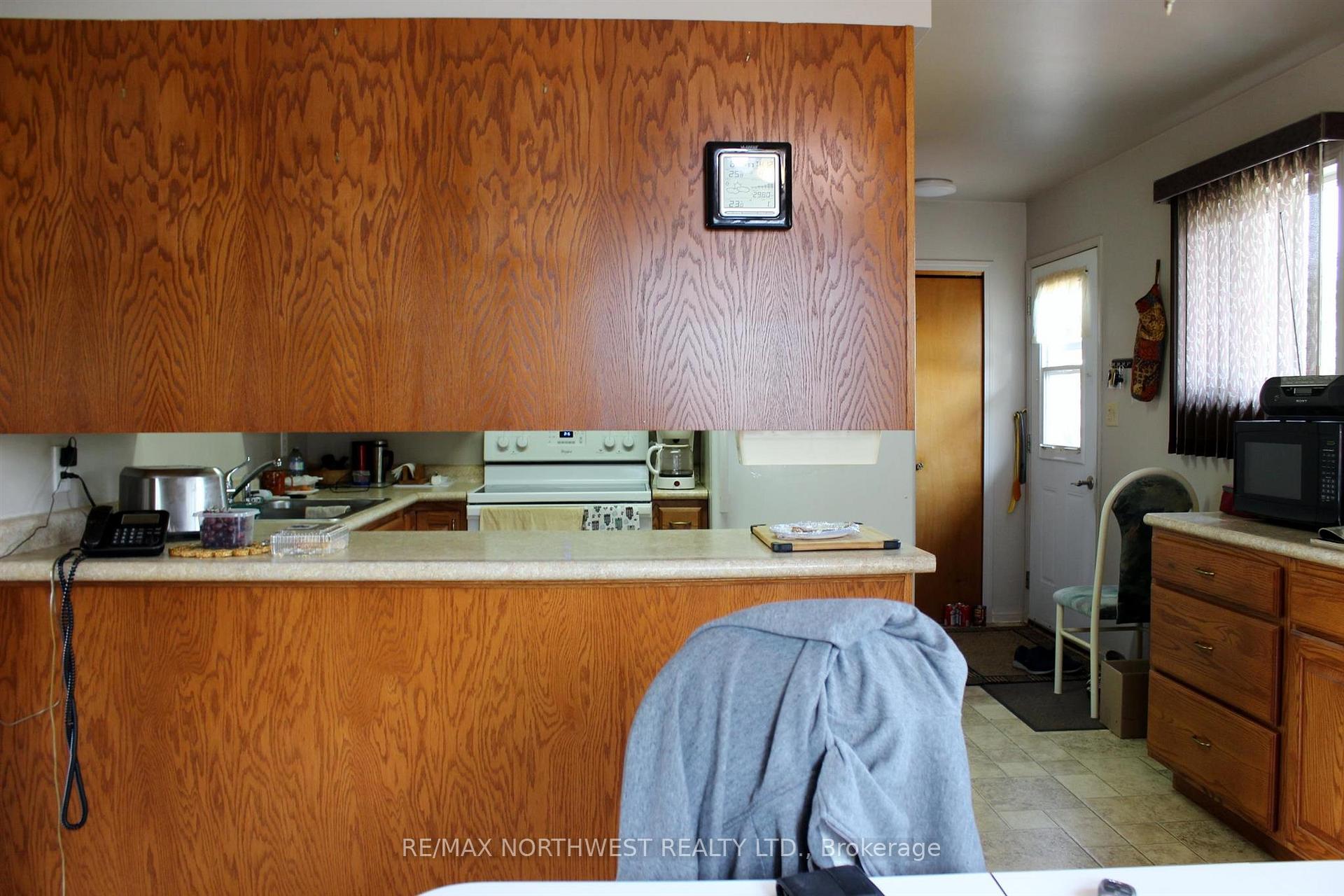 Photo 15 of 214 Third St, Rainy River — HOMEH