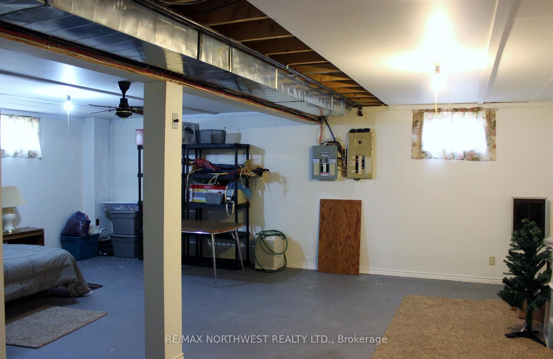 Photo 27 of 214 Third St, Rainy River — HOMEH