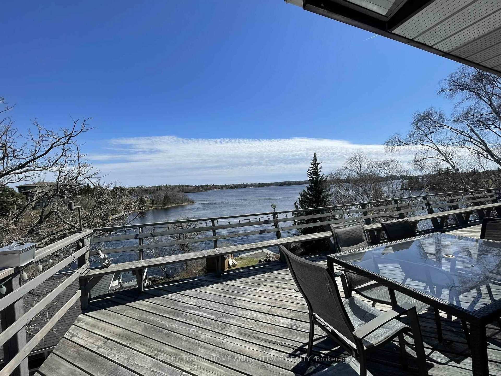 Photo 6 of 411 Lakeview Drive, Kenora, Norman — HOMEH