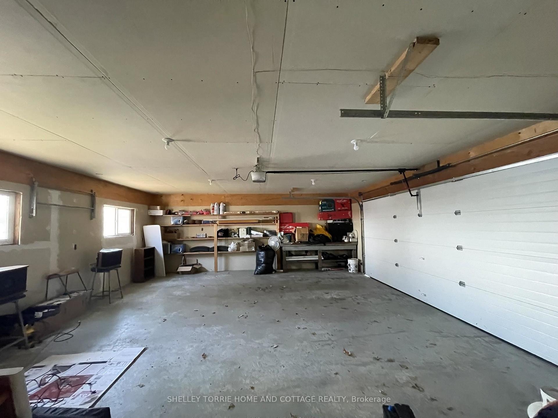 Photo 20 of 411 Lakeview Drive, Kenora, Norman — HOMEH