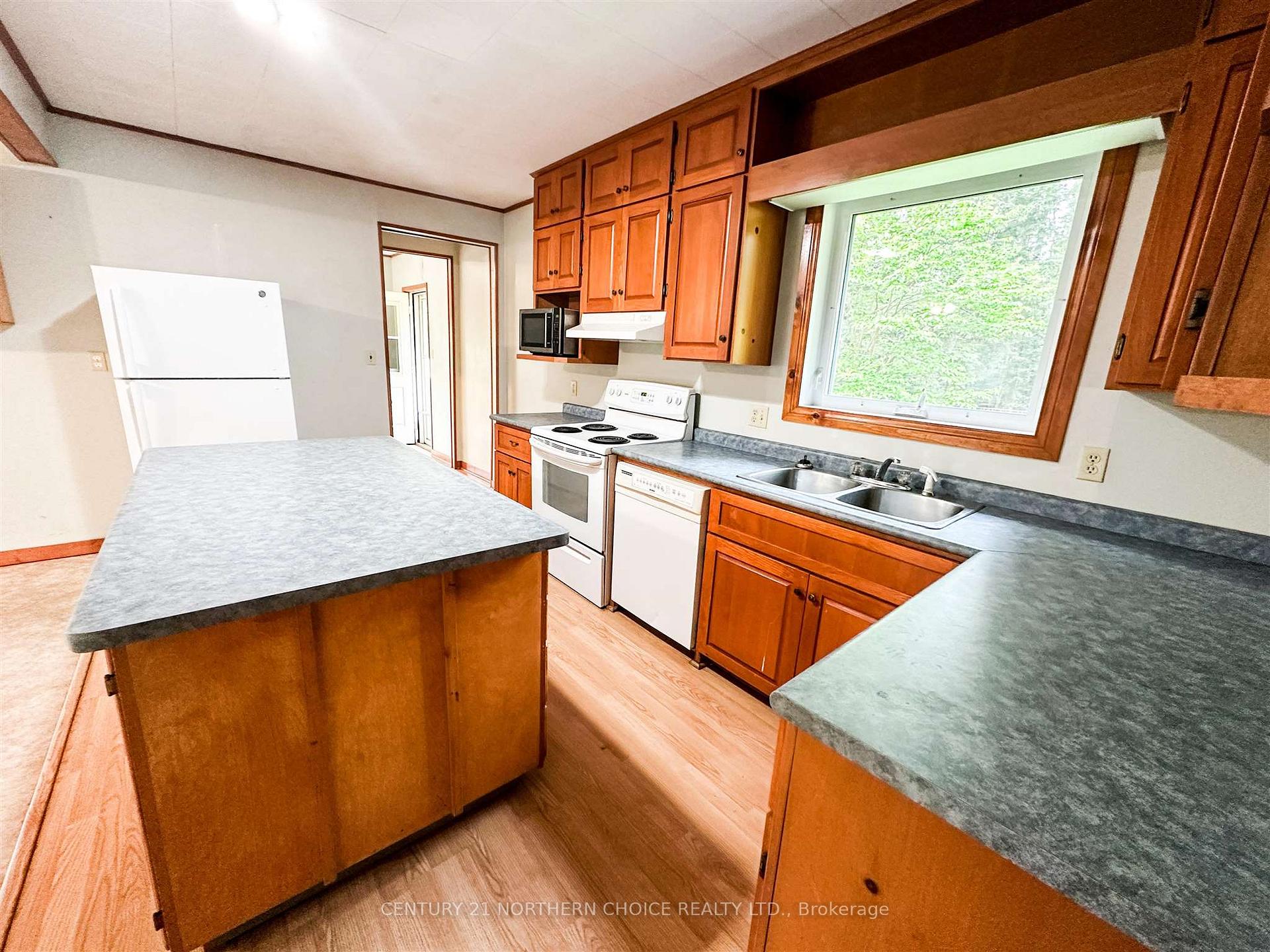 Photo 8 of 25 Forestry Road, Red Lake — HOMEH