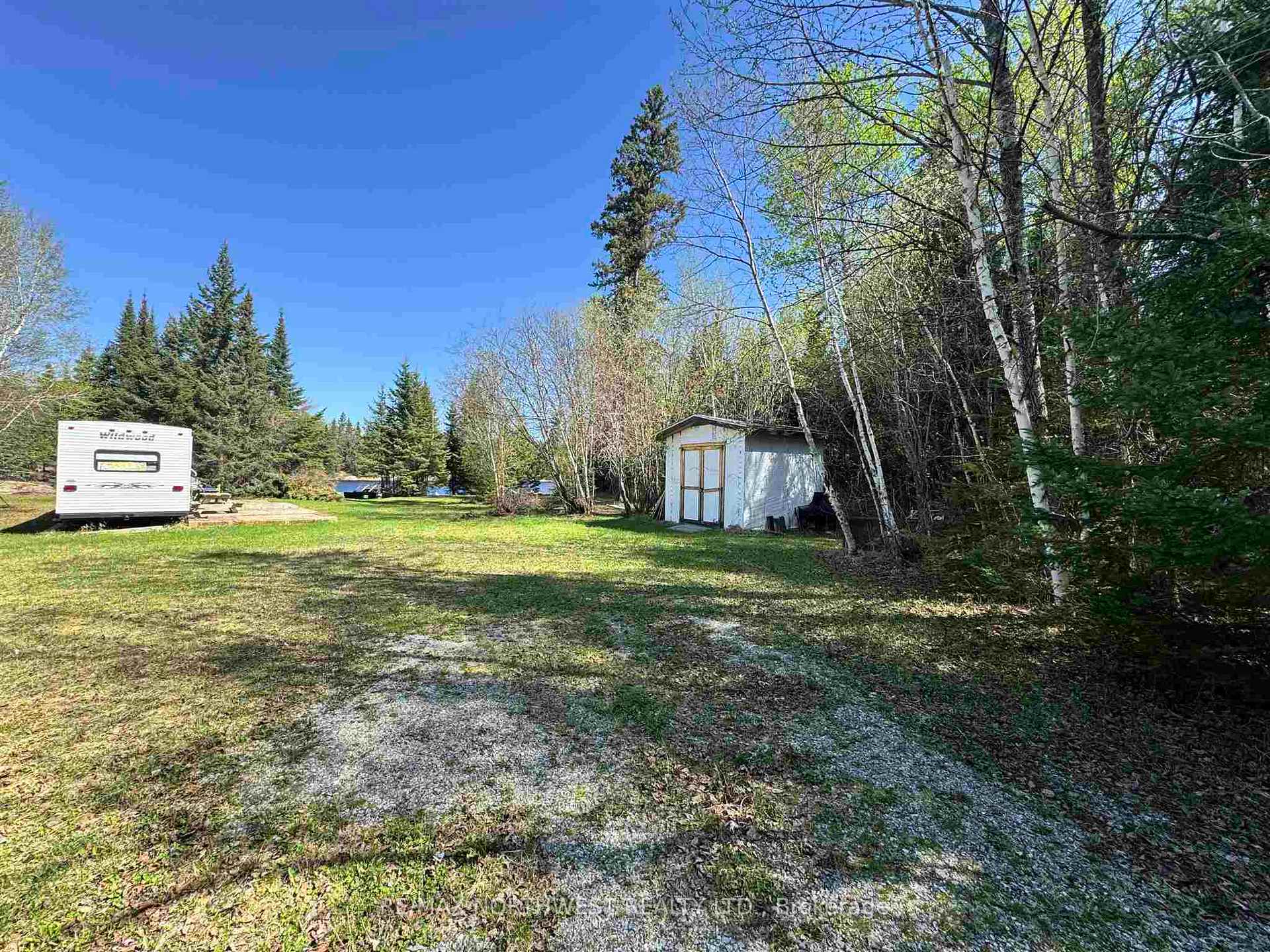 Photo 5 of 8 Easy Street, Kenora, Kenora Northeast — HOMEH