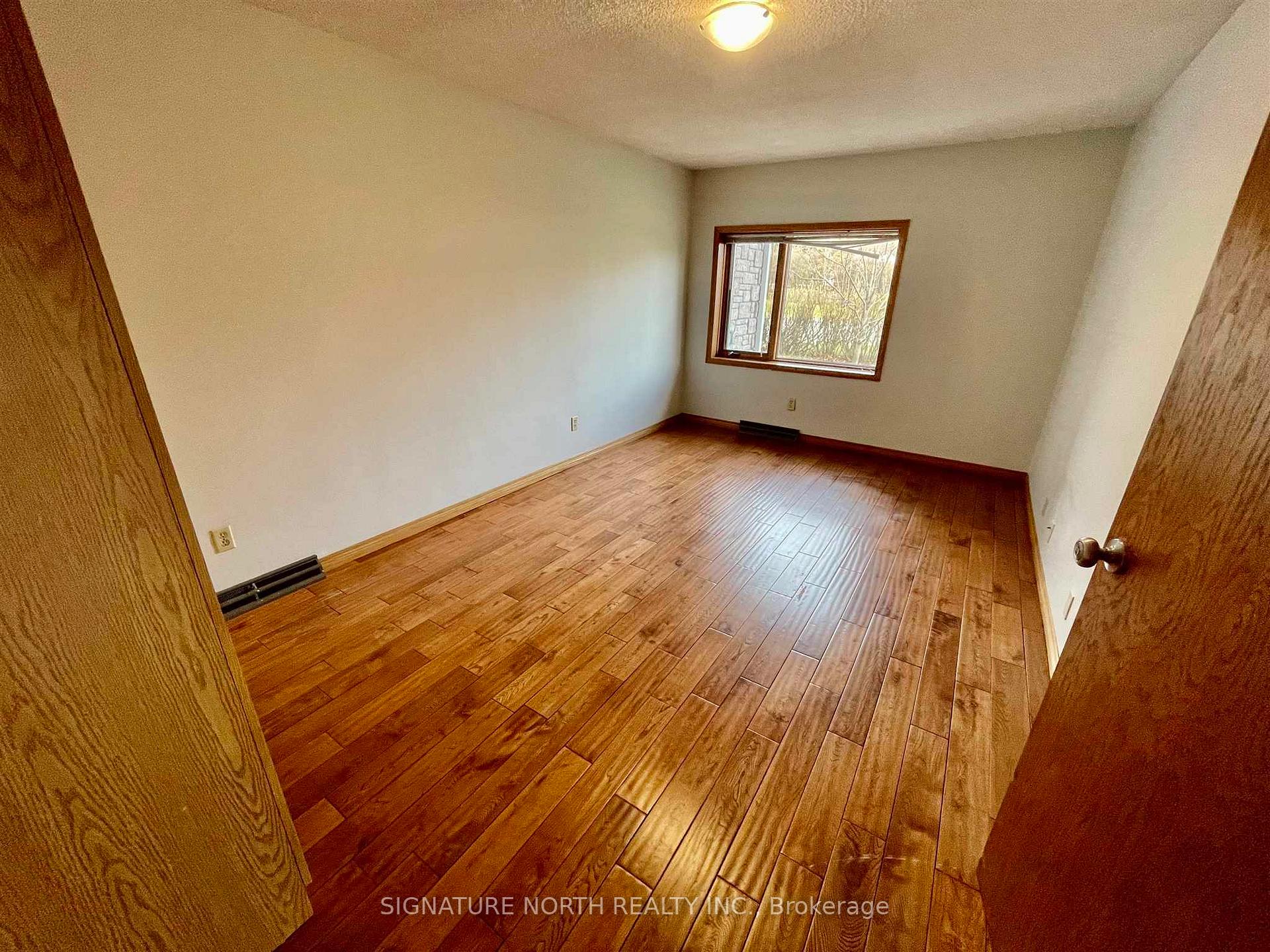 Photo 26 of 1227 Regina Ave, Thunder Bay, John Street North — HOMEH