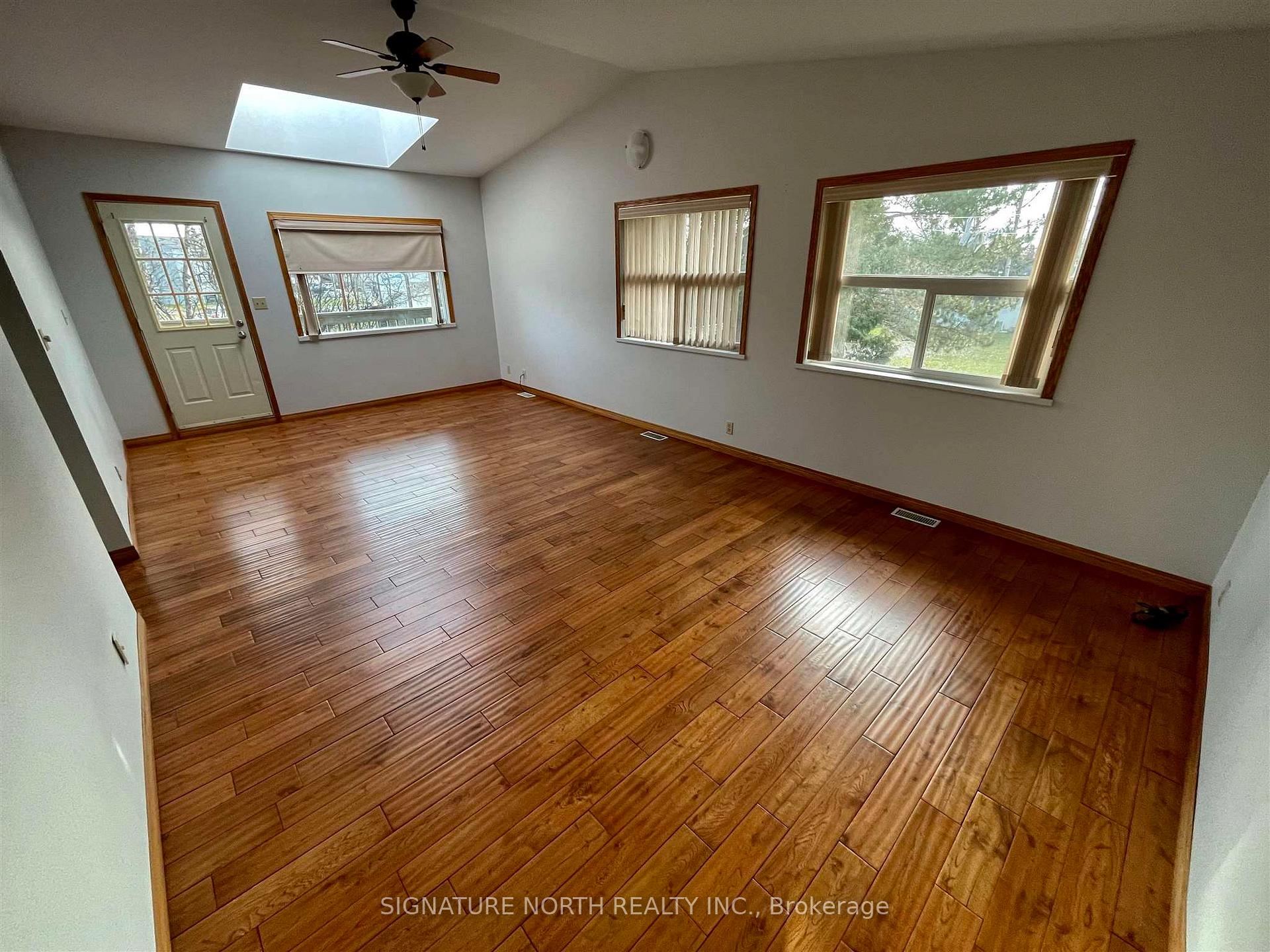 Photo 30 of 1227 Regina Ave, Thunder Bay, John Street North — HOMEH