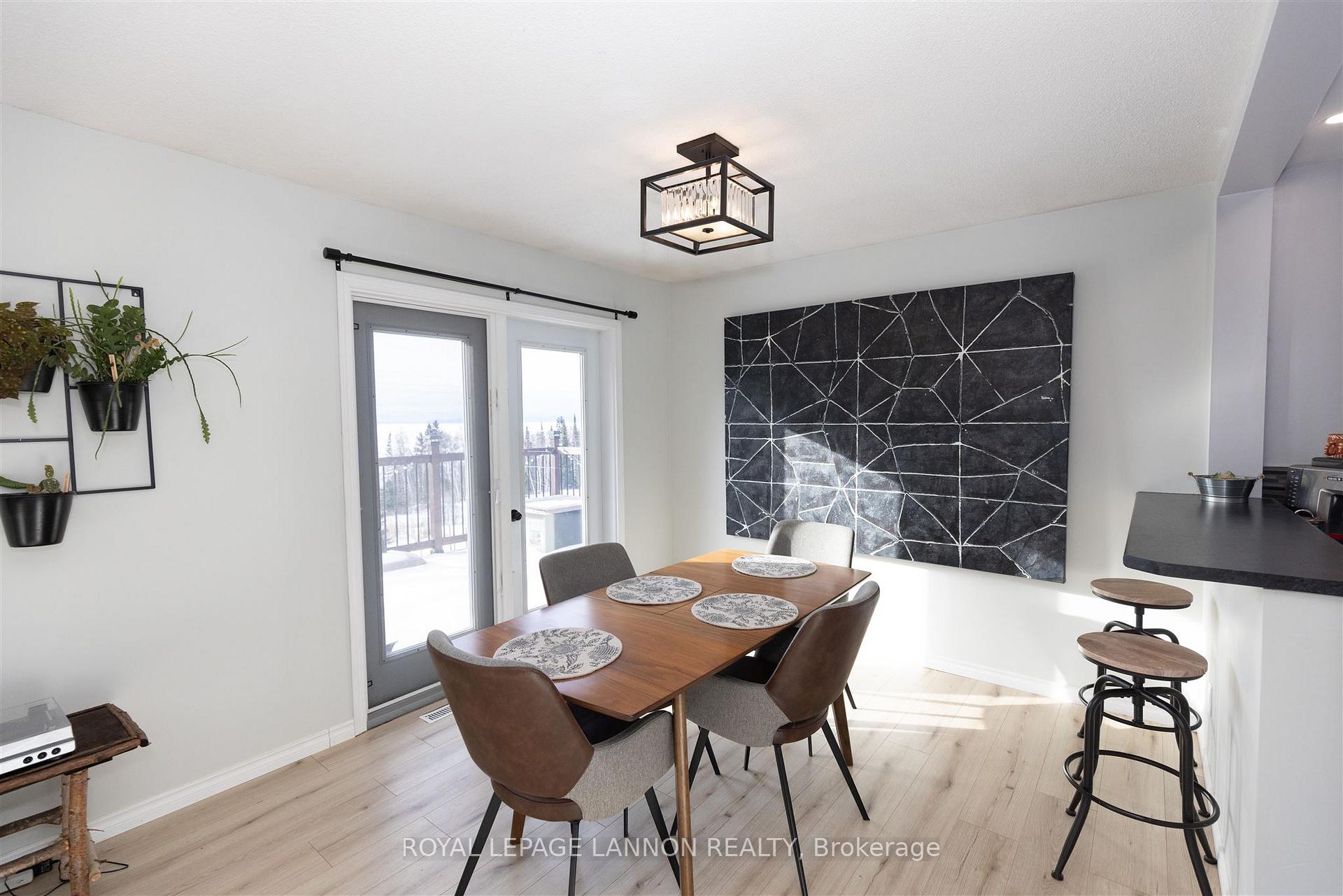 Photo 10 of 1273 Lakeshore Drive, Shuniah — HOMEH