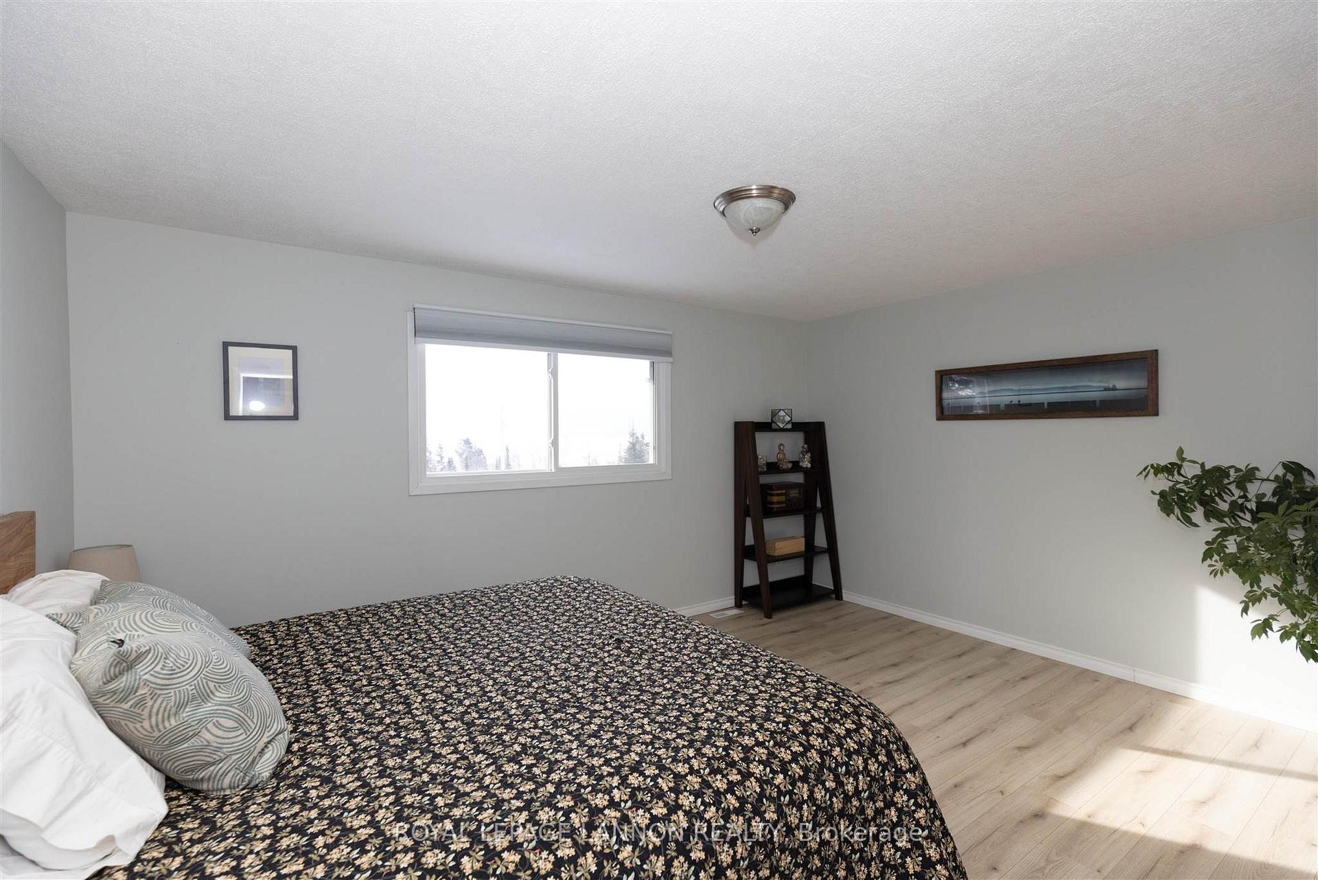 Photo 17 of 1273 Lakeshore Drive, Shuniah — HOMEH