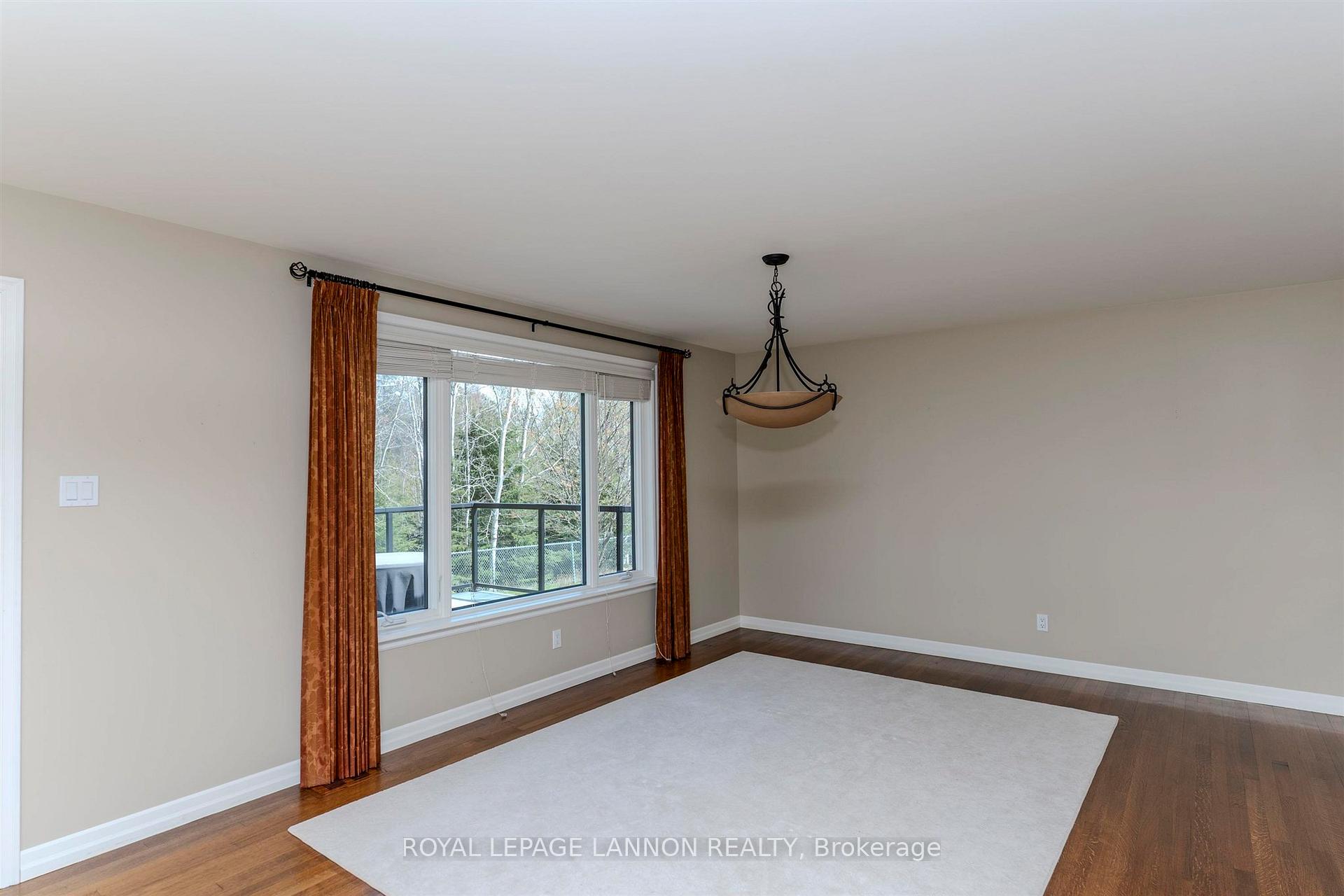 Photo 7 of 356 Fairbrooke Crescent, Thunder Bay, River Terrace — HOMEH