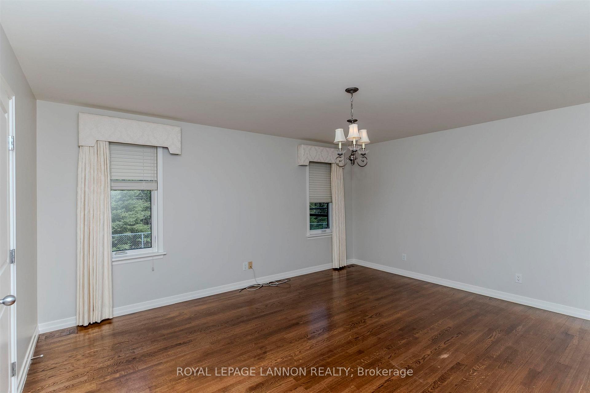 Photo 15 of 356 Fairbrooke Crescent, Thunder Bay, River Terrace — HOMEH