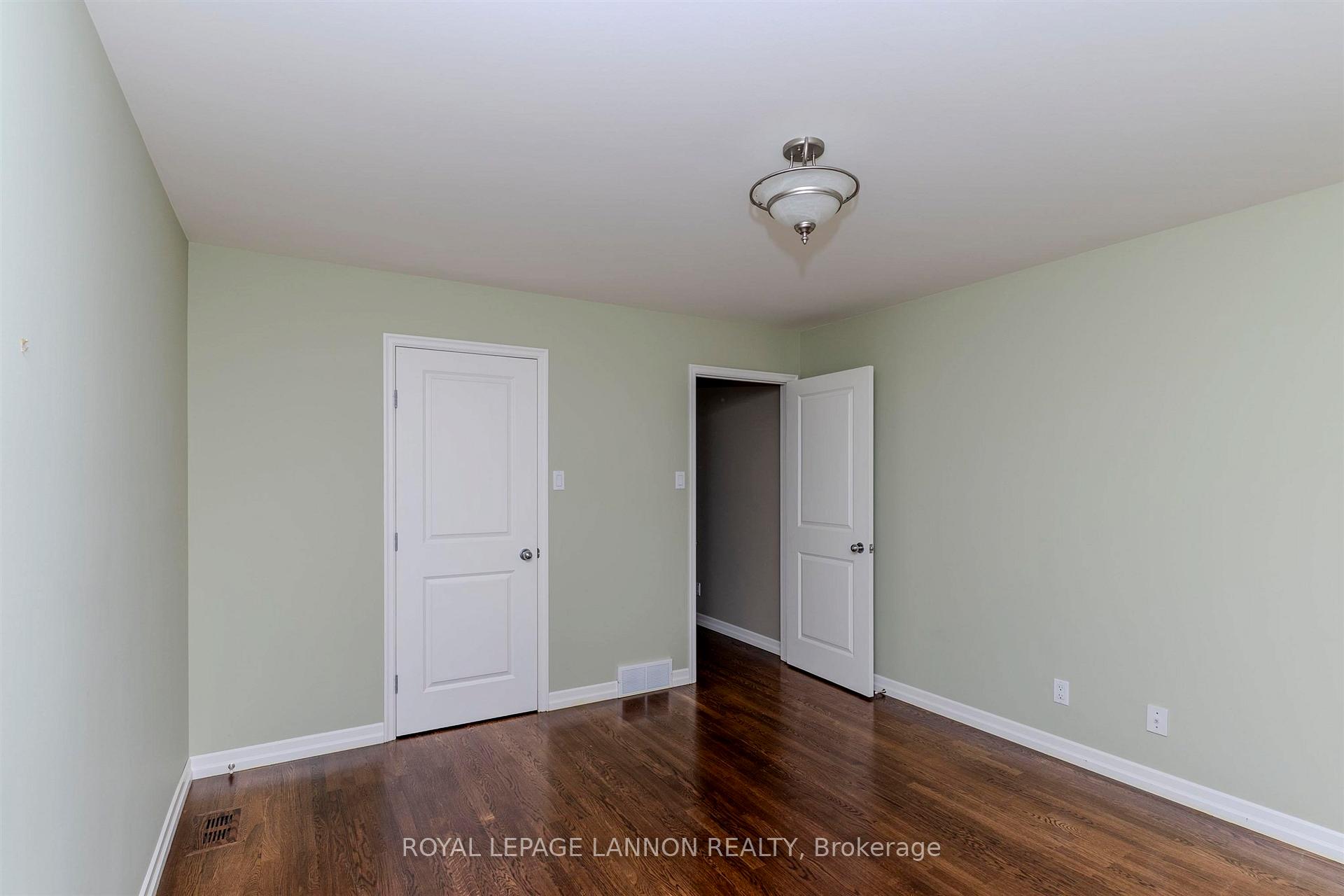 Photo 25 of 356 Fairbrooke Crescent, Thunder Bay, River Terrace — HOMEH