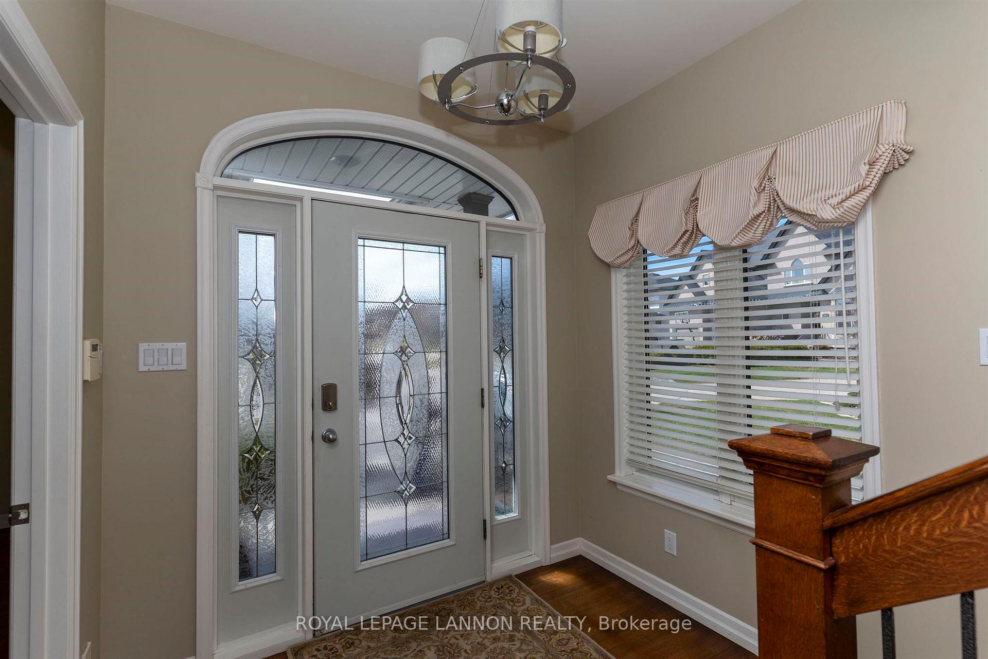 Photo 34 of 356 Fairbrooke Crescent, Thunder Bay, River Terrace — HOMEH