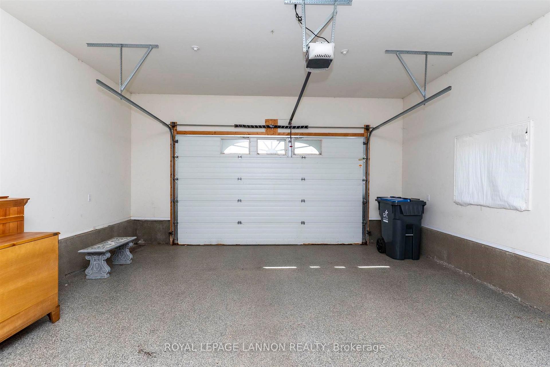 Photo 36 of 356 Fairbrooke Crescent, Thunder Bay, River Terrace — HOMEH