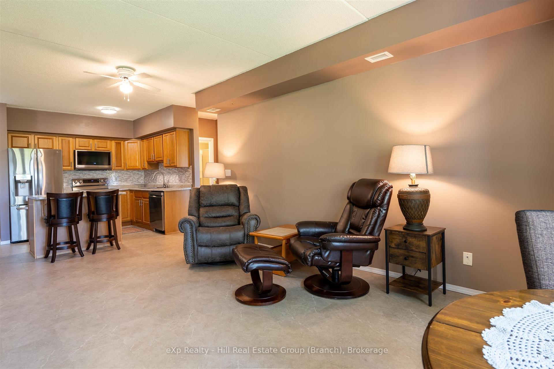 Photo 11 of Unit 204, 315 Hilldale, Thunder Bay, Dawson Heights — HOMEH