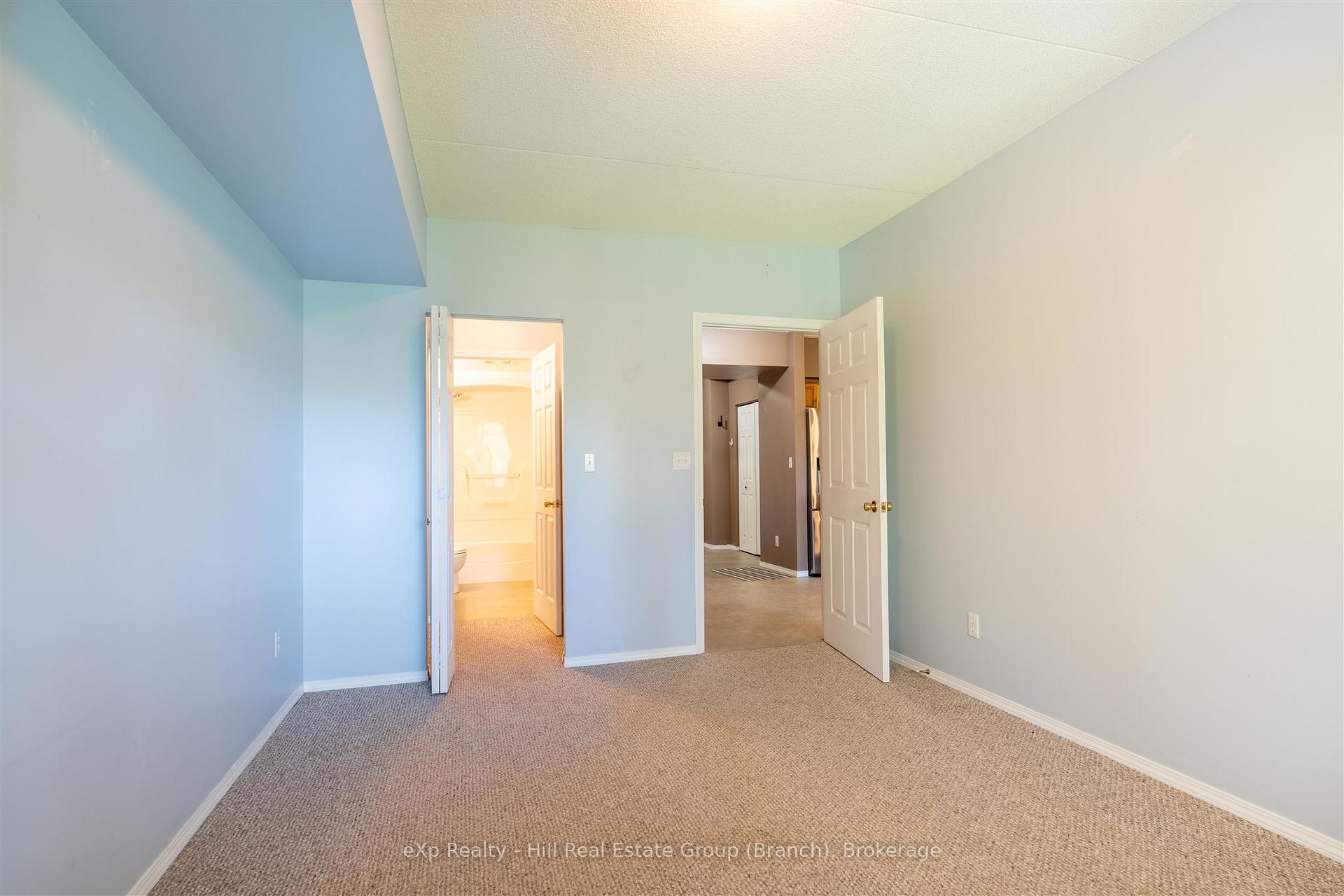 Photo 21 of Unit 204, 315 Hilldale, Thunder Bay, Dawson Heights — HOMEH
