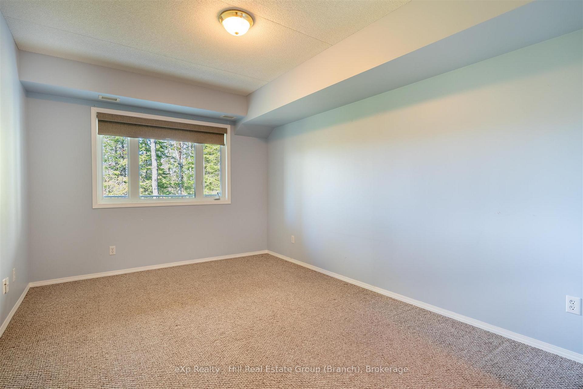 Photo 23 of Unit 204, 315 Hilldale, Thunder Bay, Dawson Heights — HOMEH
