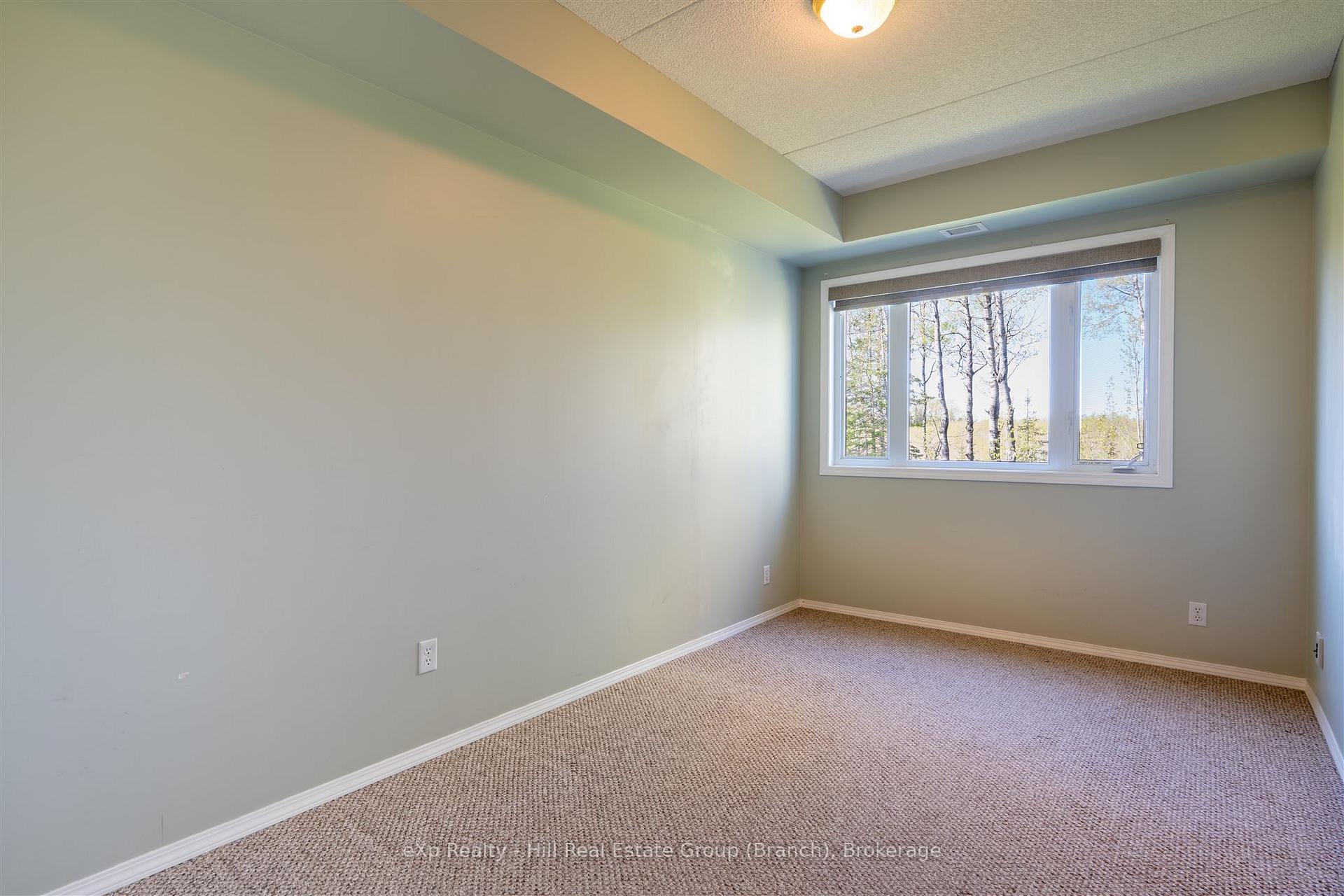 Photo 26 of Unit 204, 315 Hilldale, Thunder Bay, Dawson Heights — HOMEH