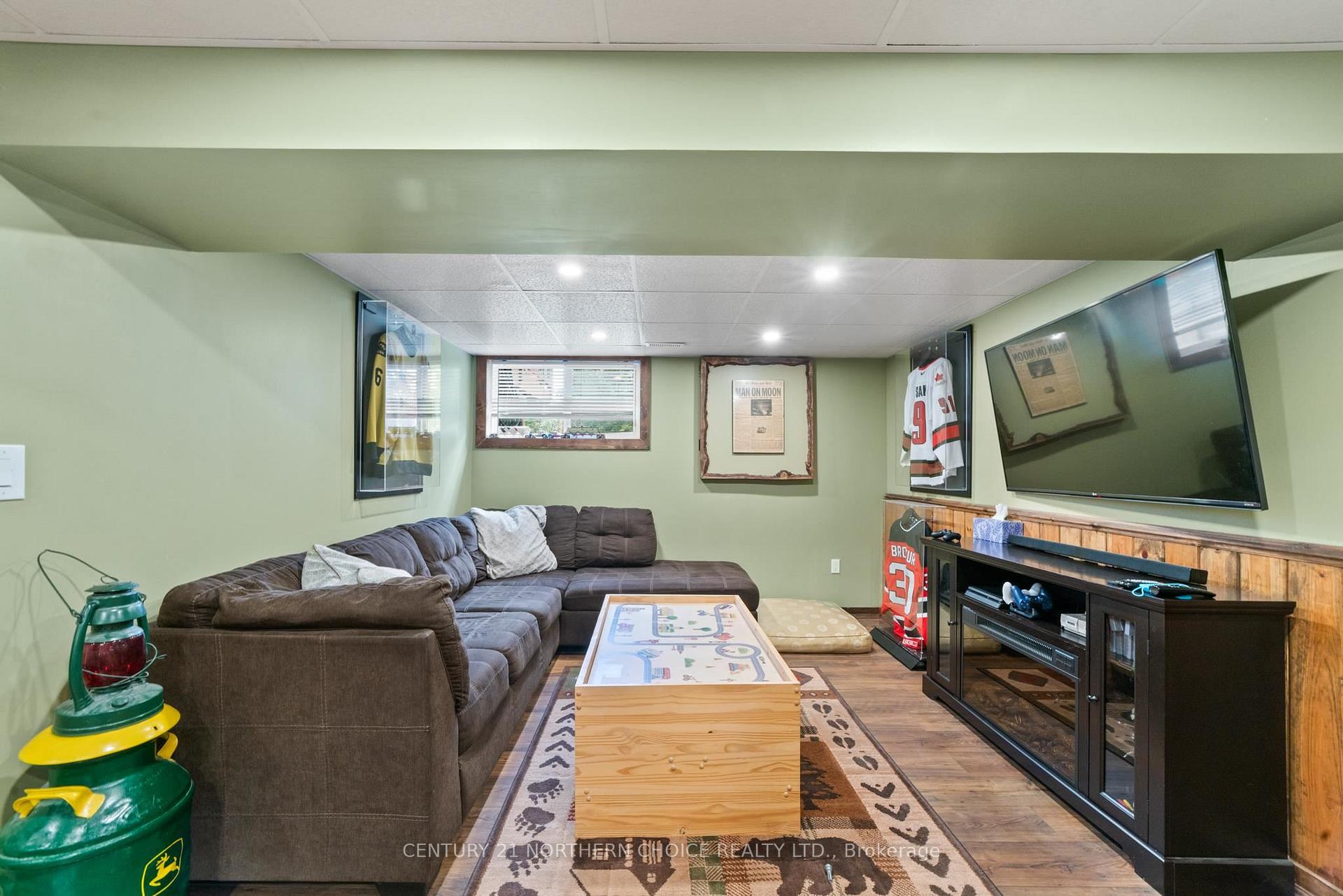 Photo 22 of 361 Howey Street, Red Lake — HOMEH