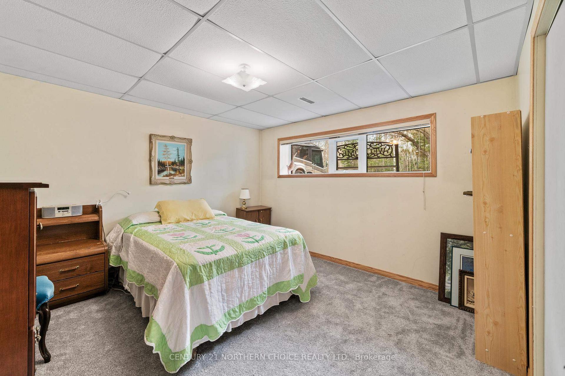 Photo 24 of 33 Cochenour Crescent, Red Lake — HOMEH