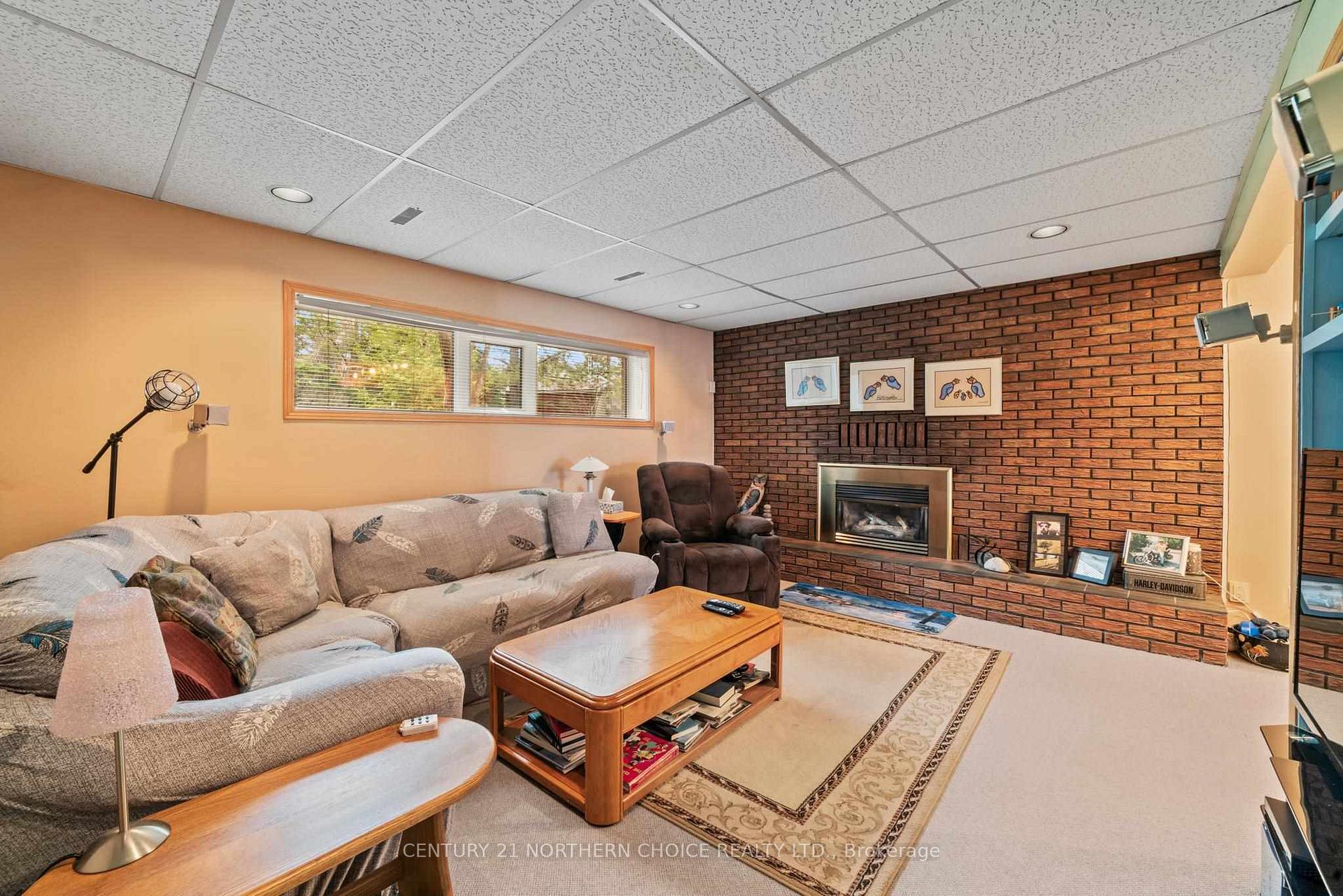 Photo 26 of 33 Cochenour Crescent, Red Lake — HOMEH