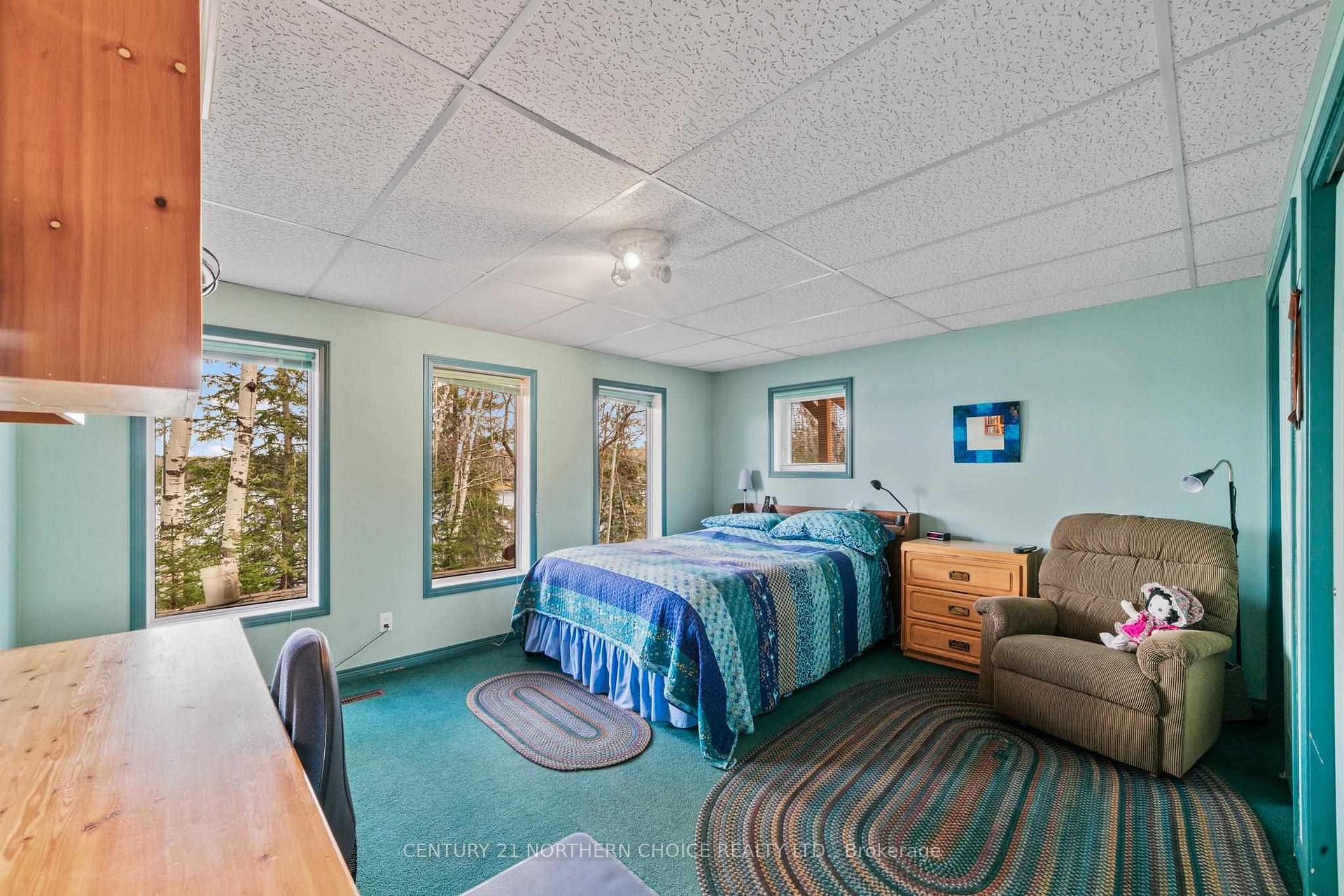 Photo 31 of 33 Cochenour Crescent, Red Lake — HOMEH
