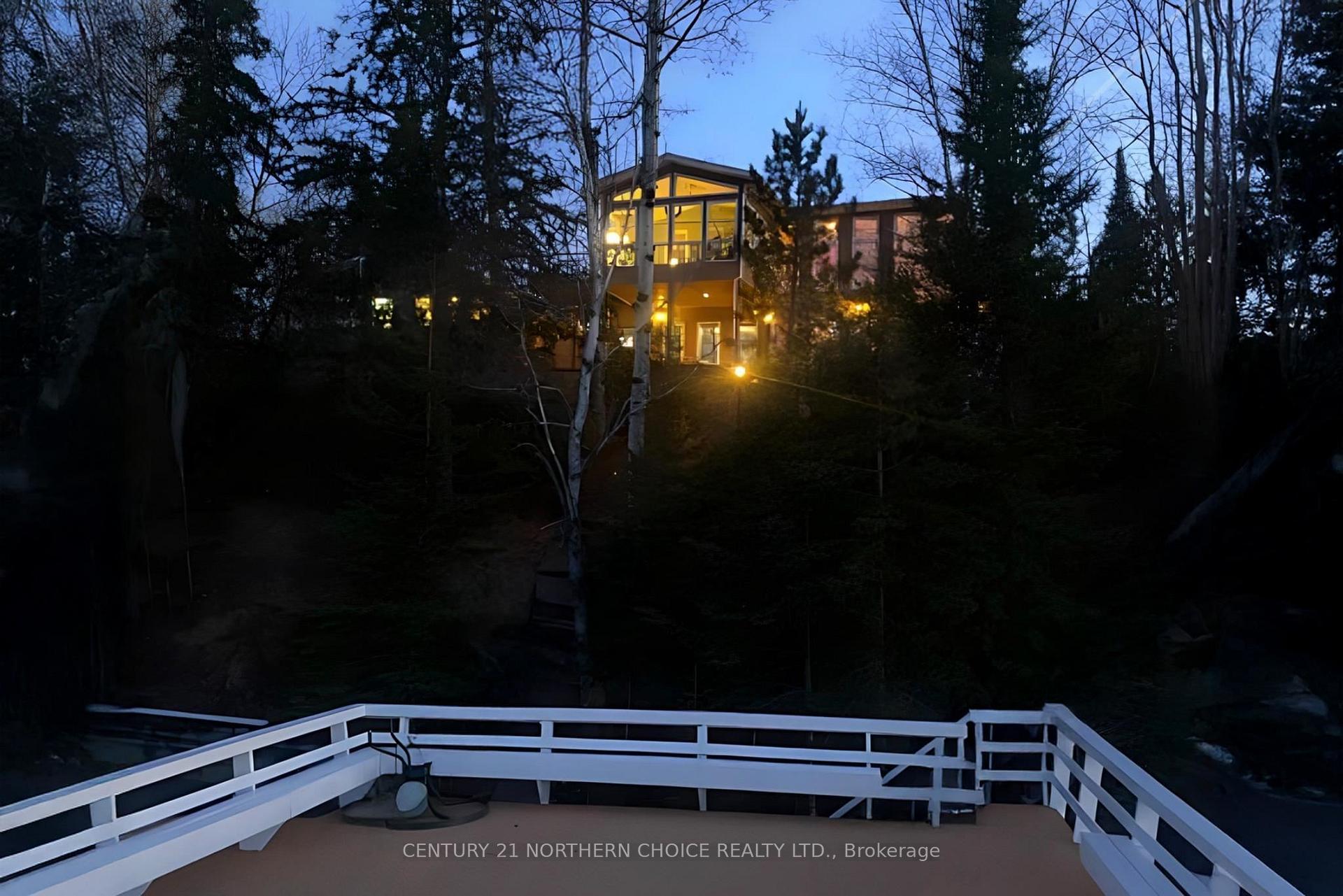 Photo 34 of 33 Cochenour Crescent, Red Lake — HOMEH