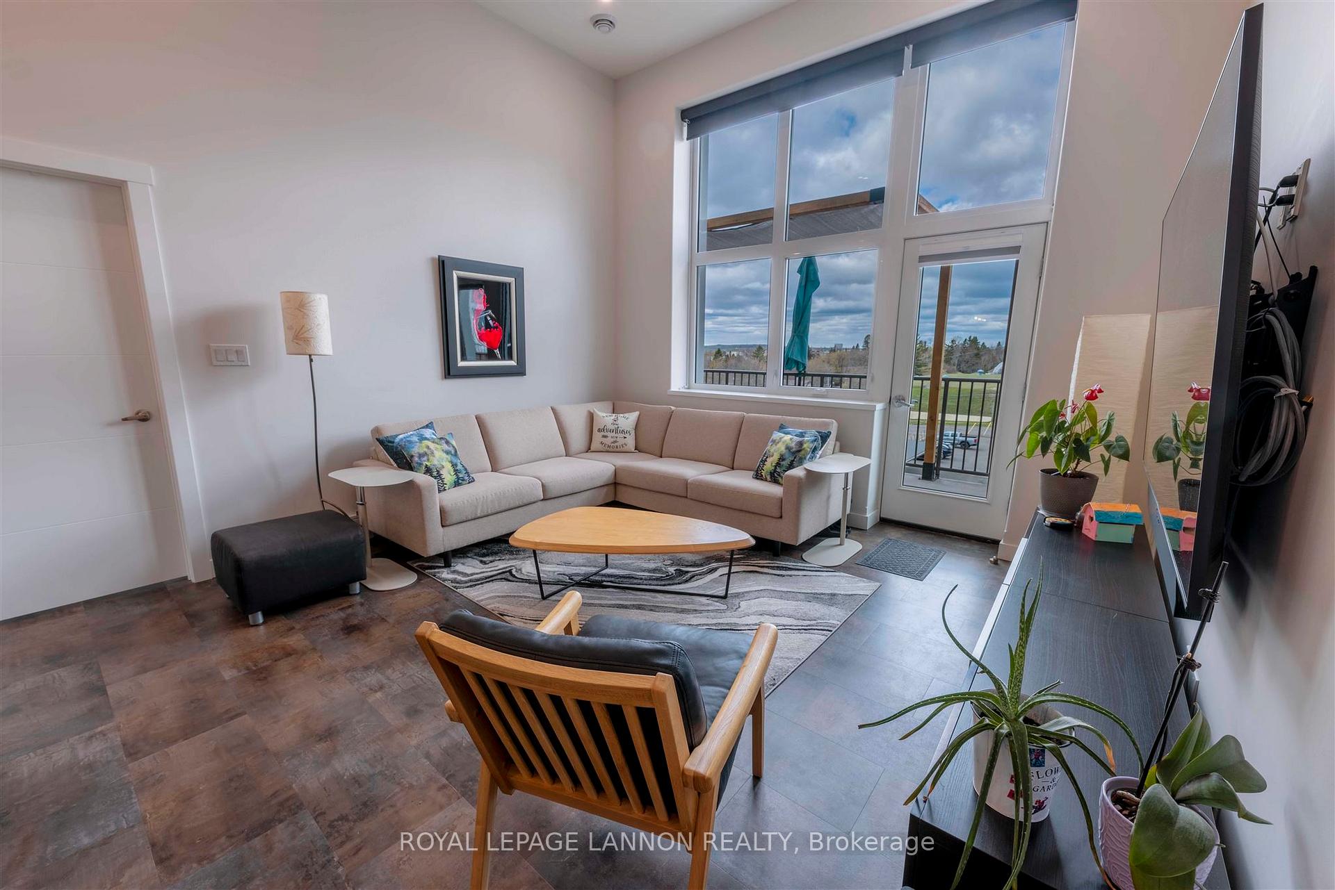 Photo 4 of Unit #3409, 96 High Street, Thunder Bay, College Heights — HOMEH