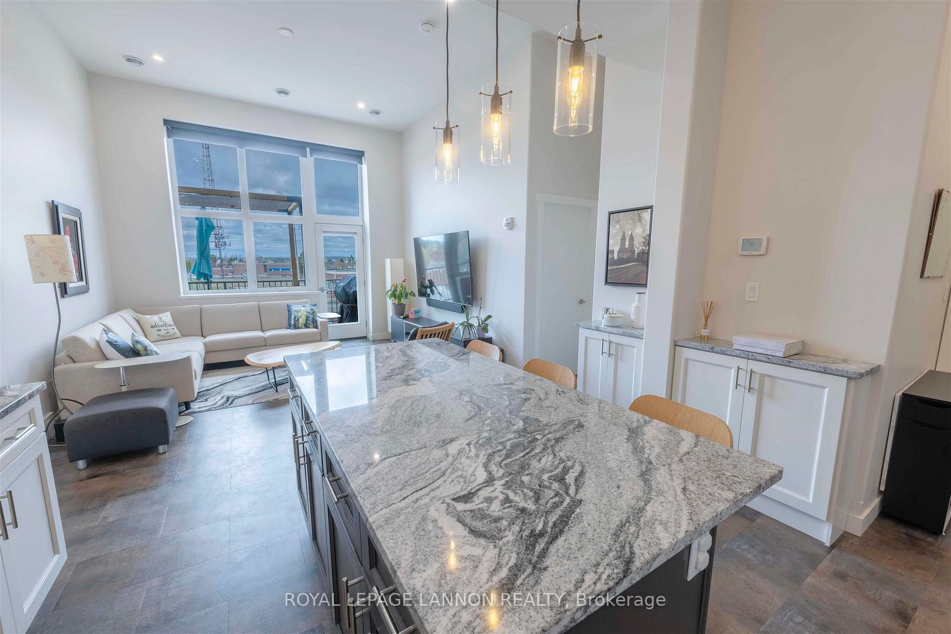 Photo 6 of Unit #3409, 96 High Street, Thunder Bay, College Heights — HOMEH