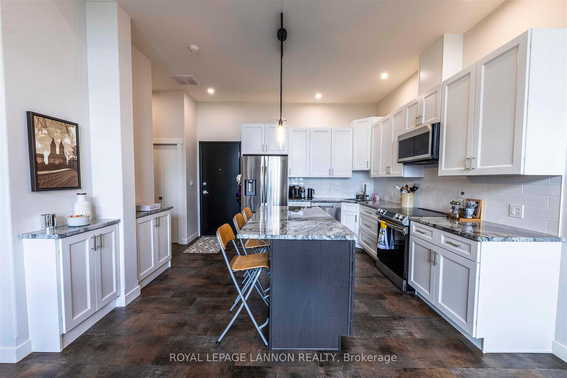 Photo 8 of Unit #3409, 96 High Street, Thunder Bay, College Heights — HOMEH