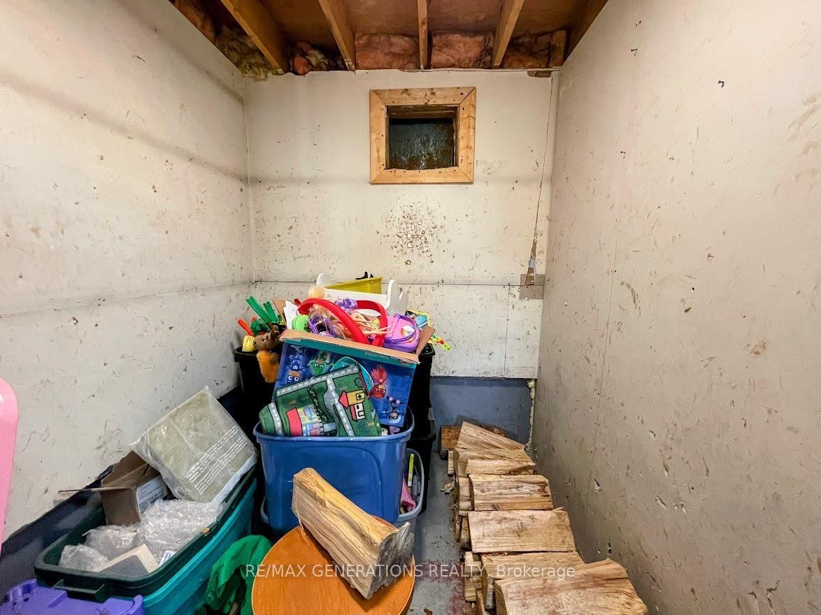 Photo 32 of 52 Matachewan Road, Manitouwadge — HOMEH