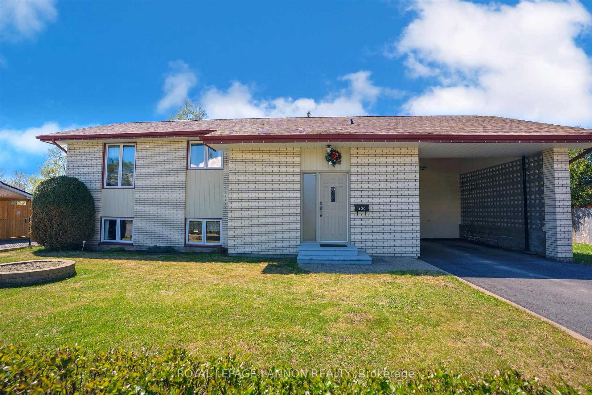 Photo 1 of 429 Elliott Street, Thunder Bay, Current River — HOMEH