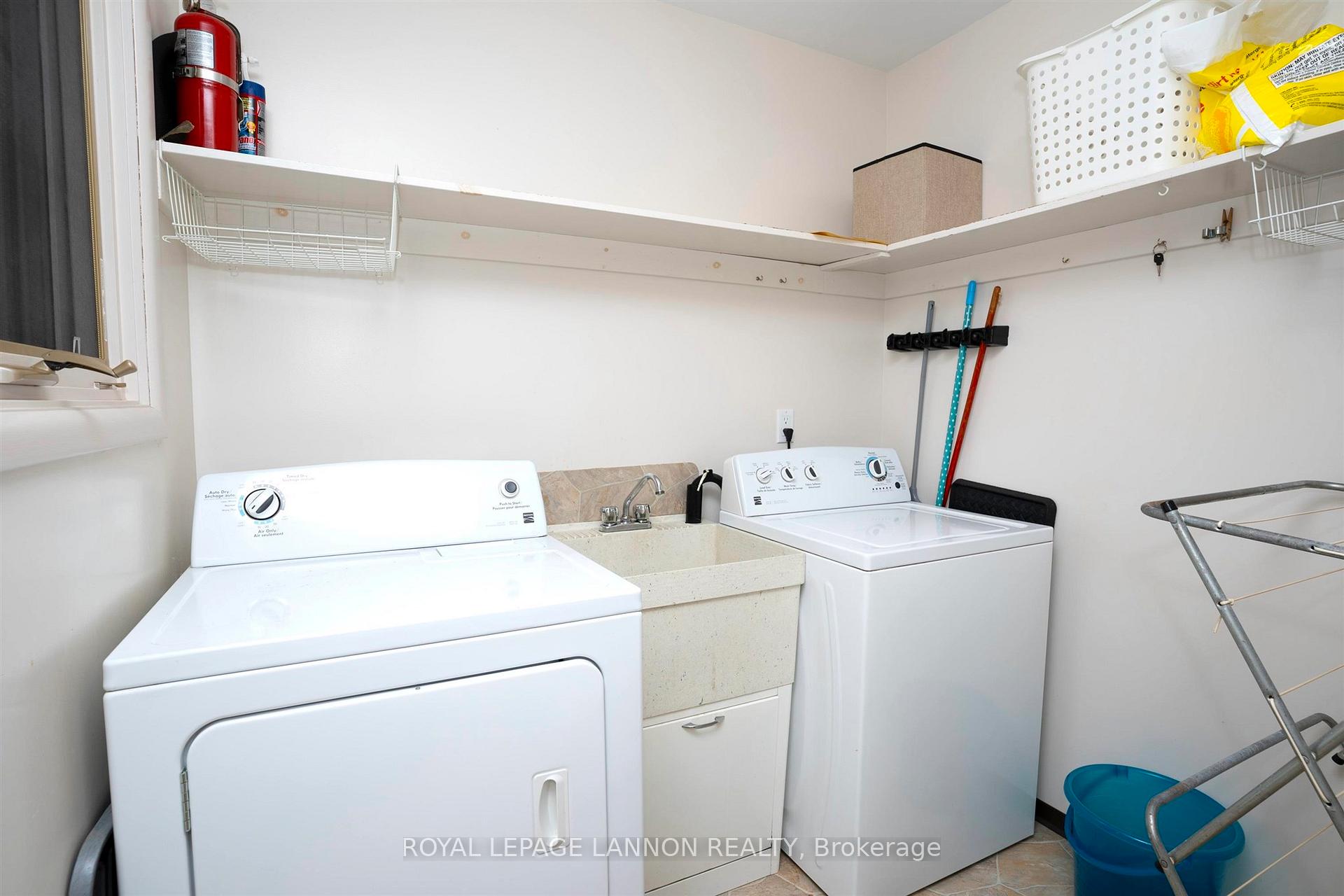 Photo 17 of 429 Elliott Street, Thunder Bay, Current River — HOMEH