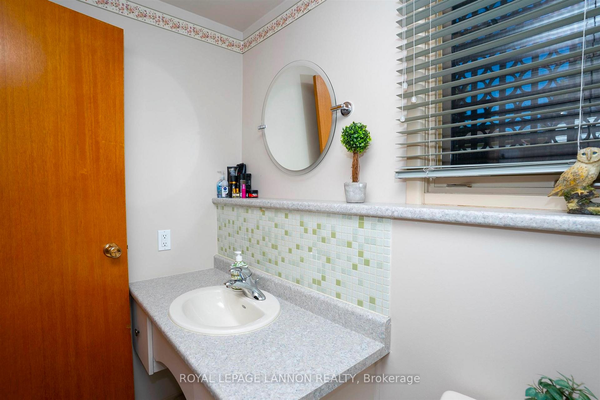 Photo 31 of 429 Elliott Street, Thunder Bay, Current River — HOMEH