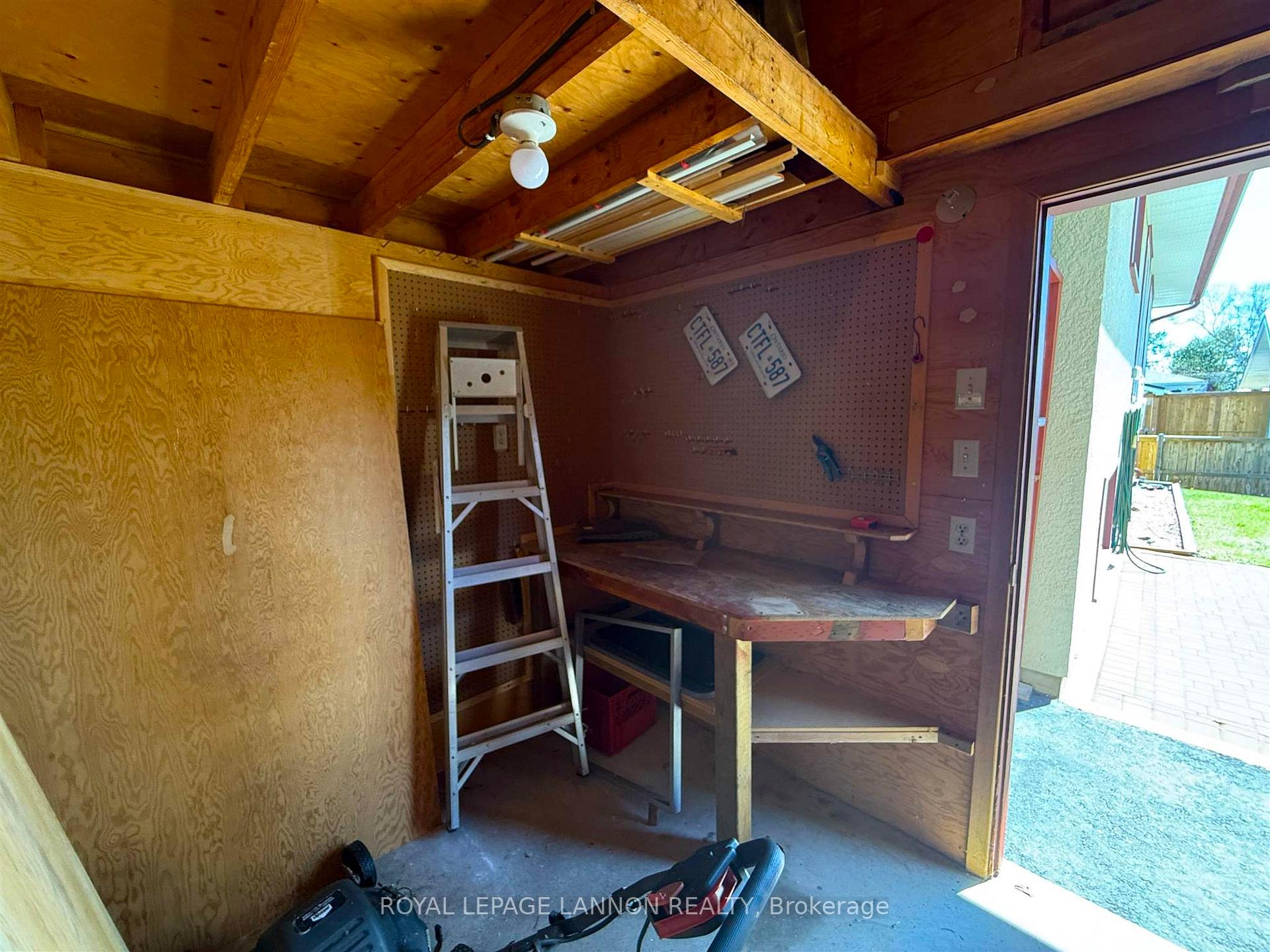 Photo 40 of 429 Elliott Street, Thunder Bay, Current River — HOMEH