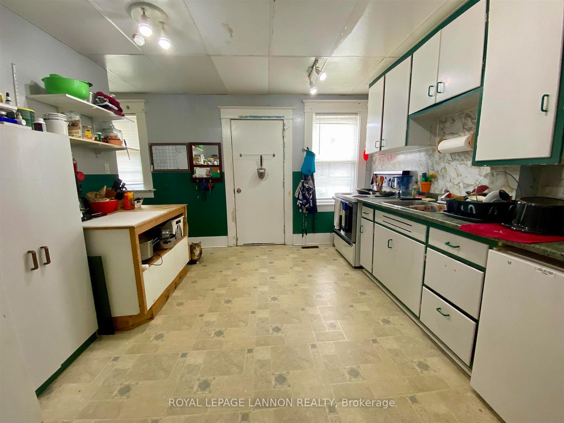 Photo 15 of 16 Johnson Avenue, Thunder Bay, Court / Cumberland — HOMEH