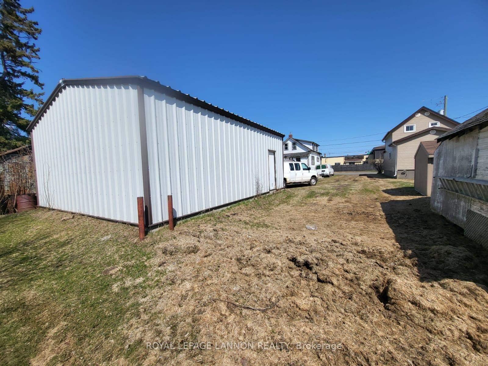 Photo 6 of 630 High Street S, Thunder Bay, Court / Cumberland — HOMEH