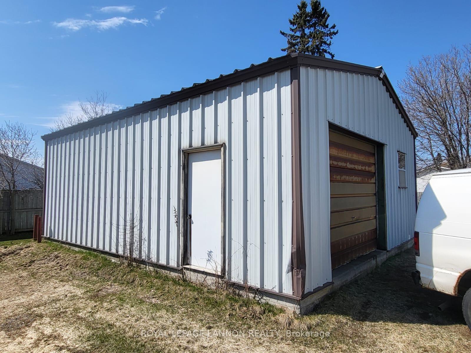 Photo 7 of 630 High Street S, Thunder Bay, Court / Cumberland — HOMEH