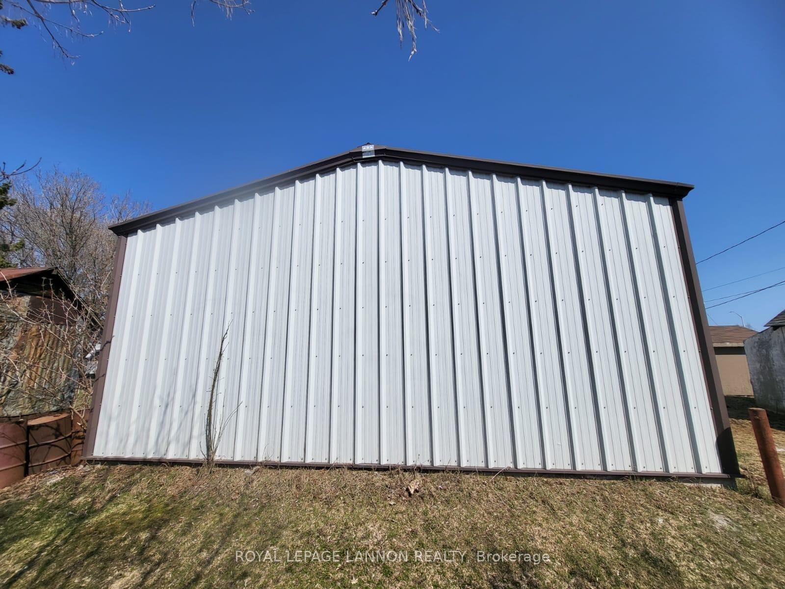 Photo 9 of 630 High Street S, Thunder Bay, Court / Cumberland — HOMEH