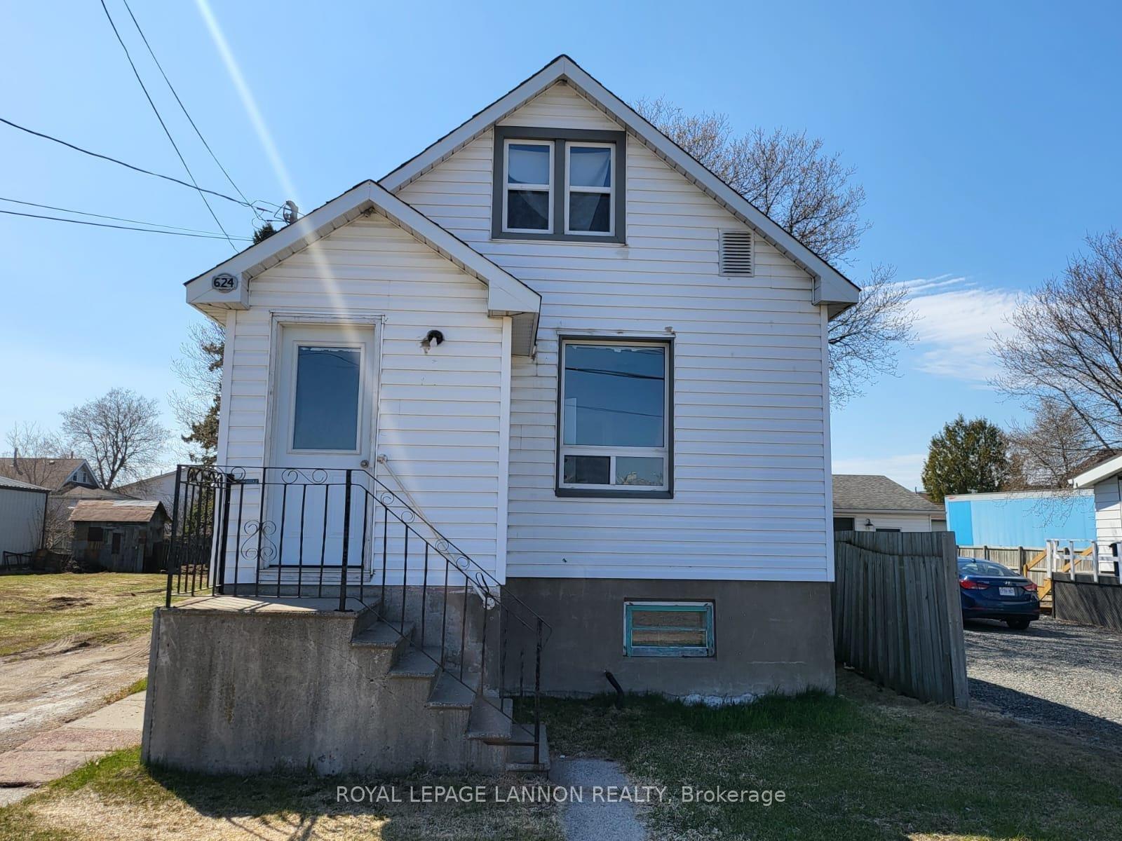Photo 1 of 624 High Street S, Thunder Bay, Court / Cumberland — HOMEH