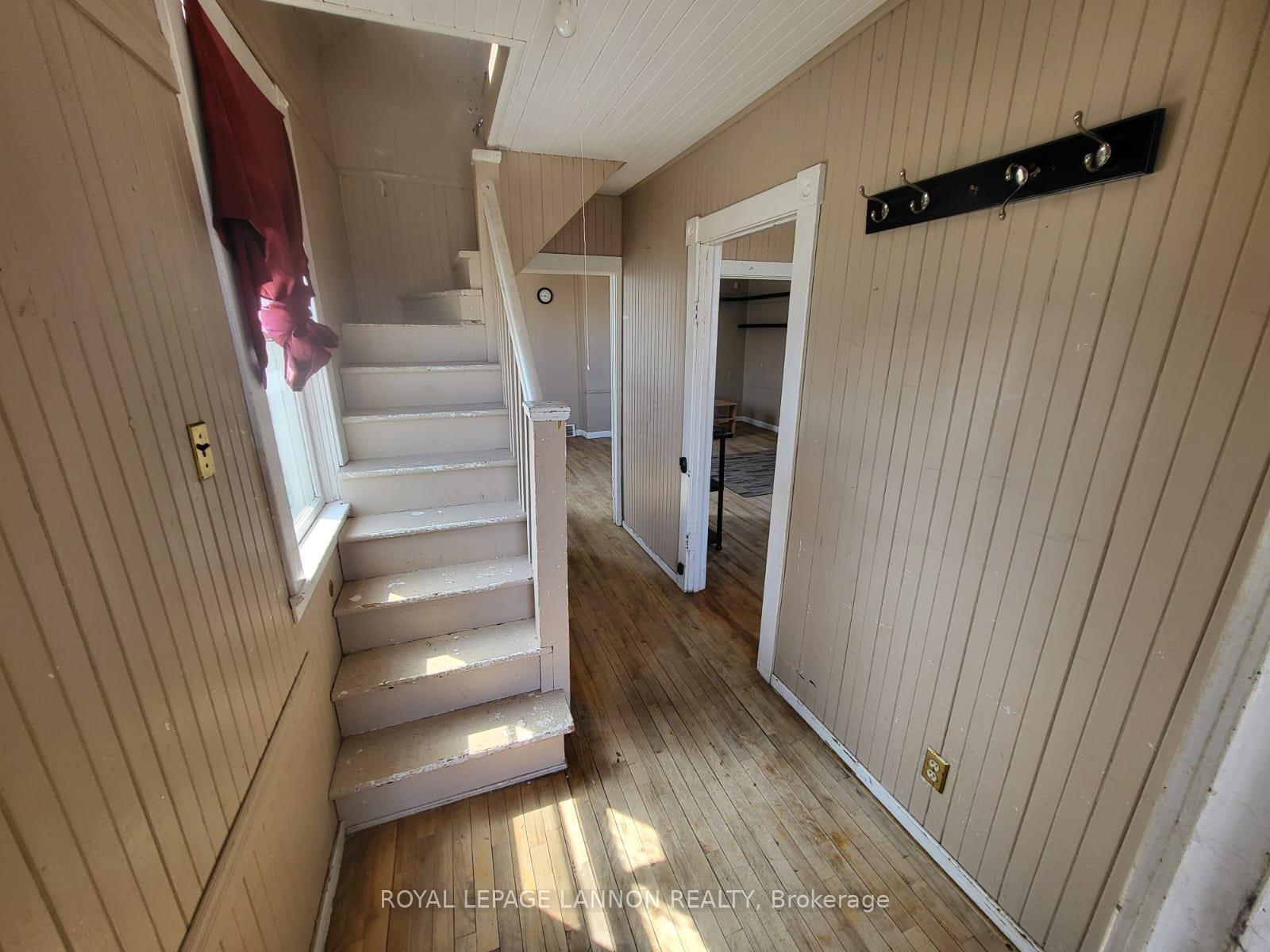 Photo 4 of 624 High Street S, Thunder Bay, Court / Cumberland — HOMEH