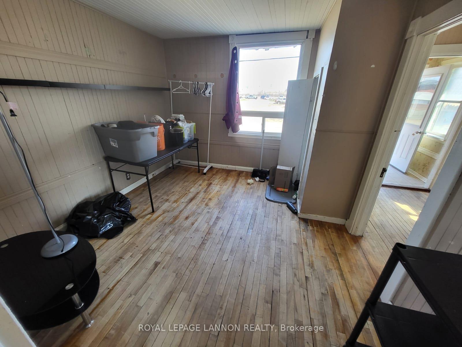 Photo 7 of 624 High Street S, Thunder Bay, Court / Cumberland — HOMEH