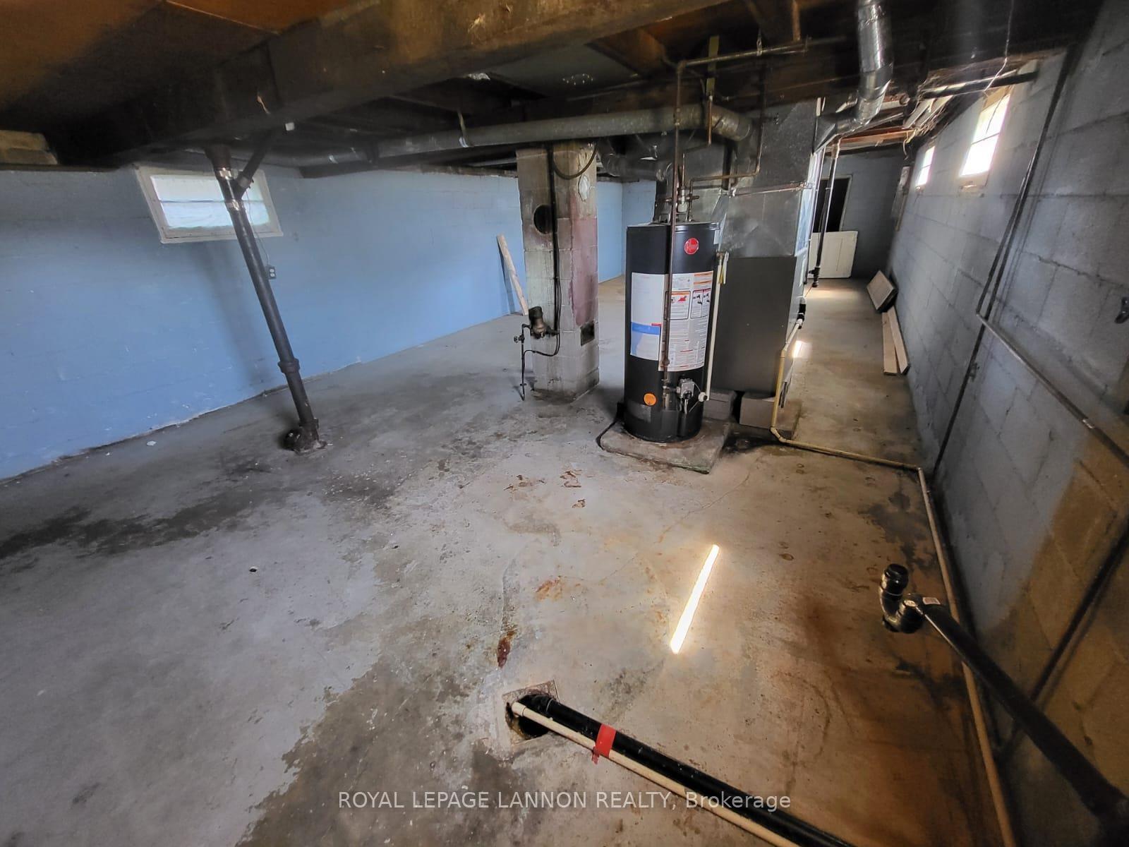 Photo 16 of 624 High Street S, Thunder Bay, Court / Cumberland — HOMEH